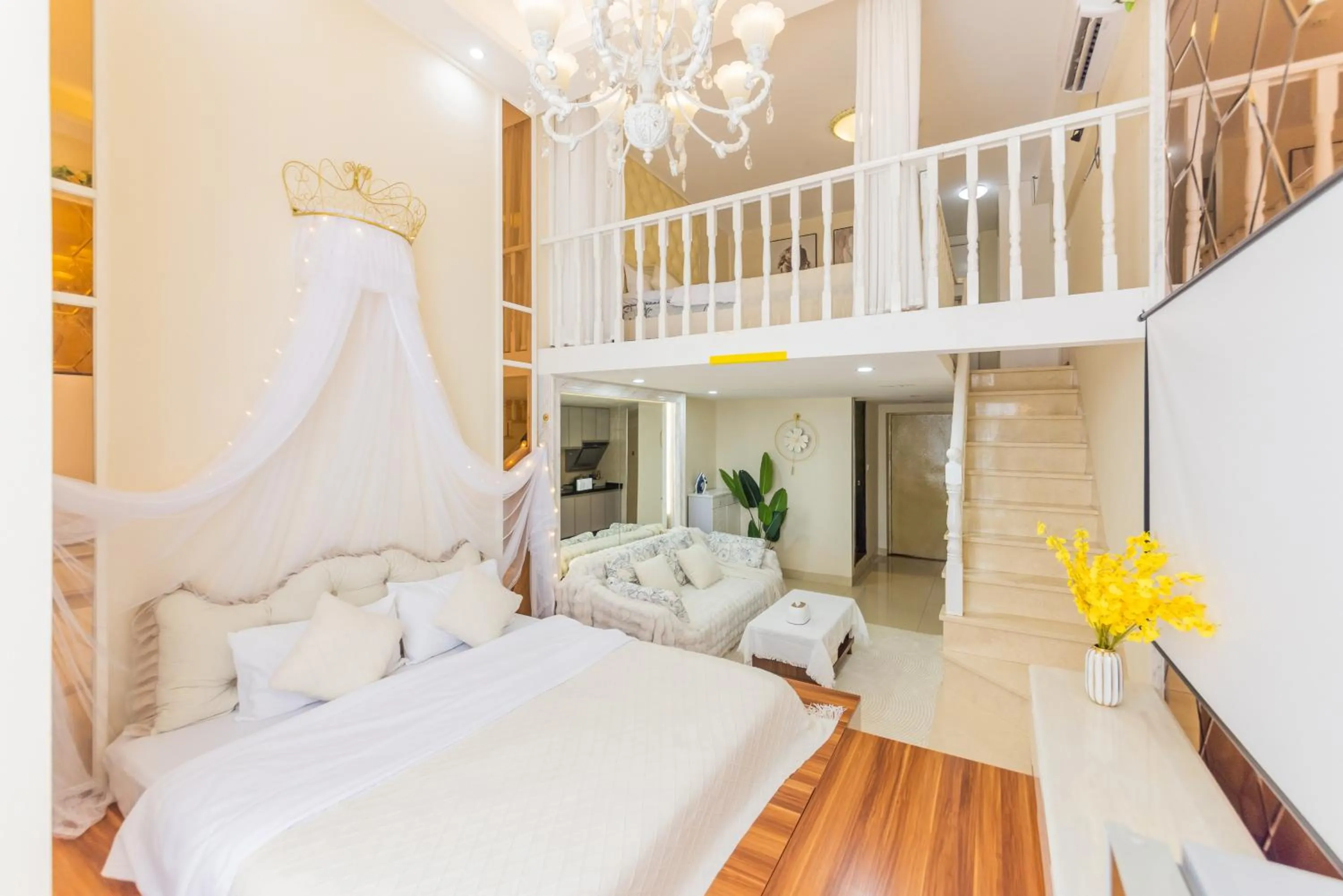 Bed in Lavender Apartment Branch