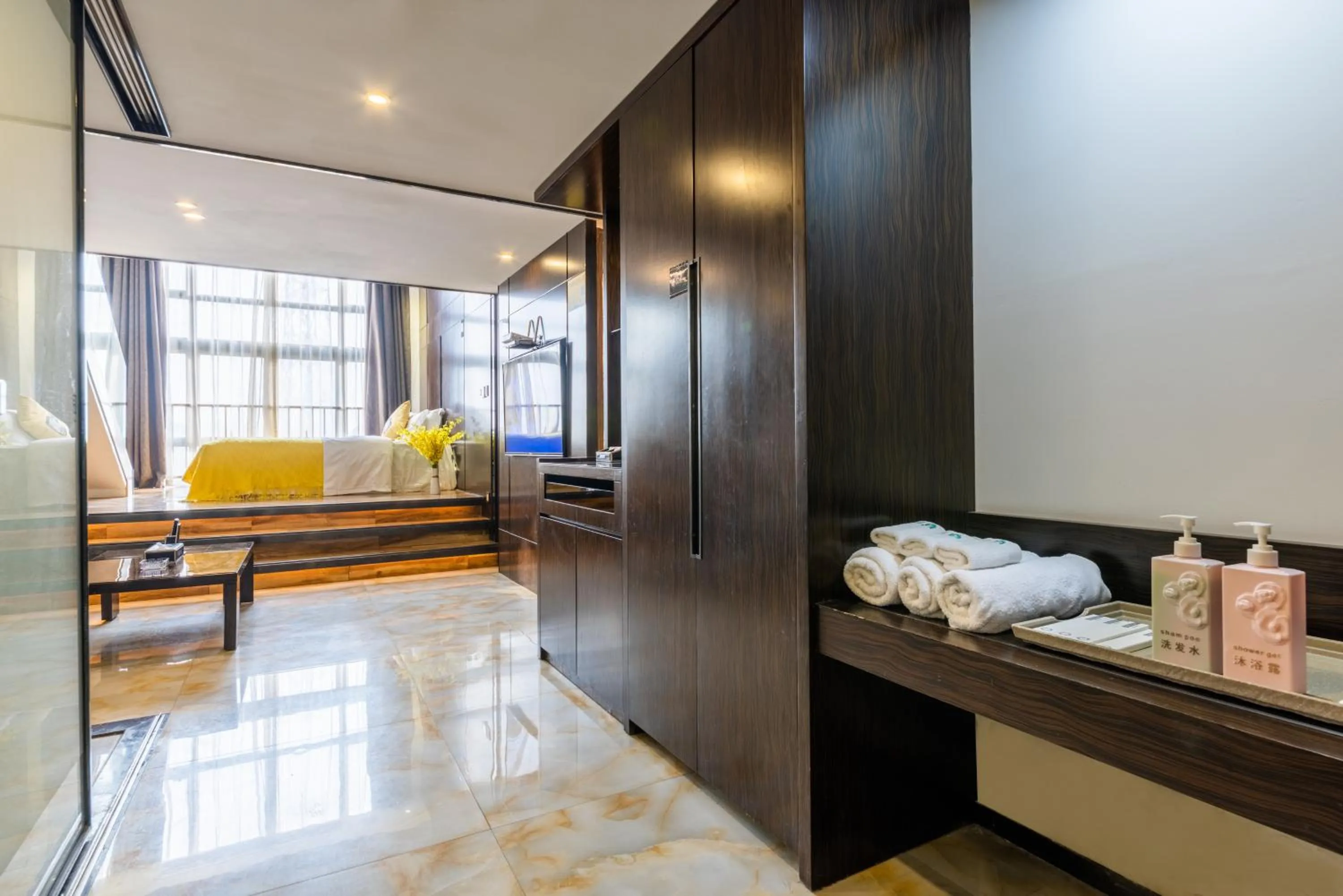 Bed in Lavender Apartment Branch