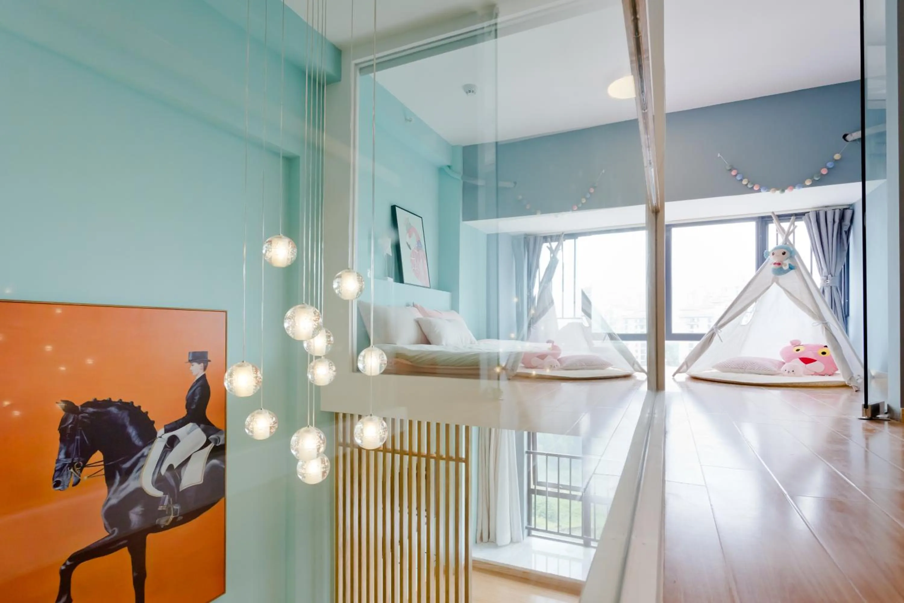 Bed in Lavender Apartment Branch