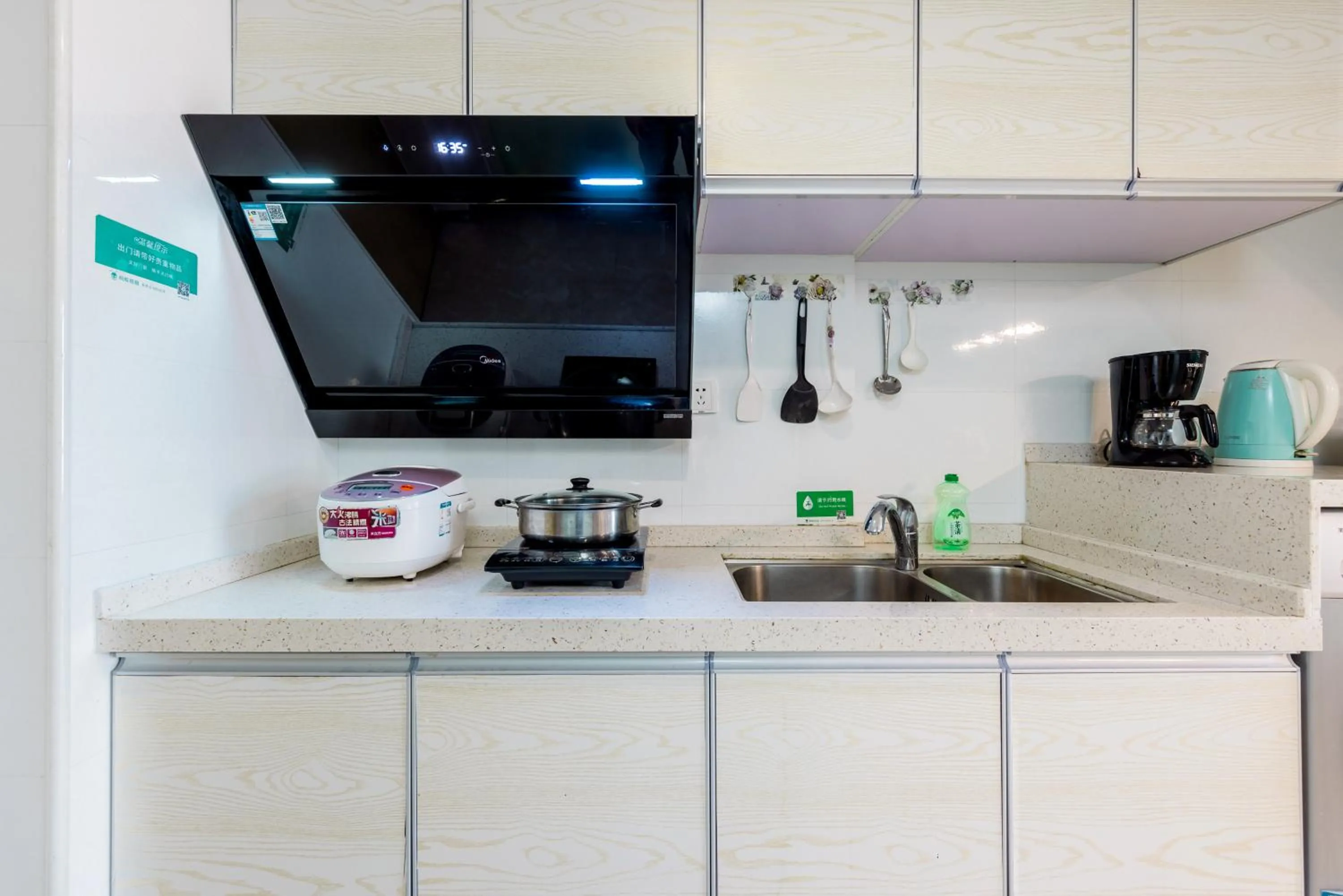 Lavender Apartment Branch