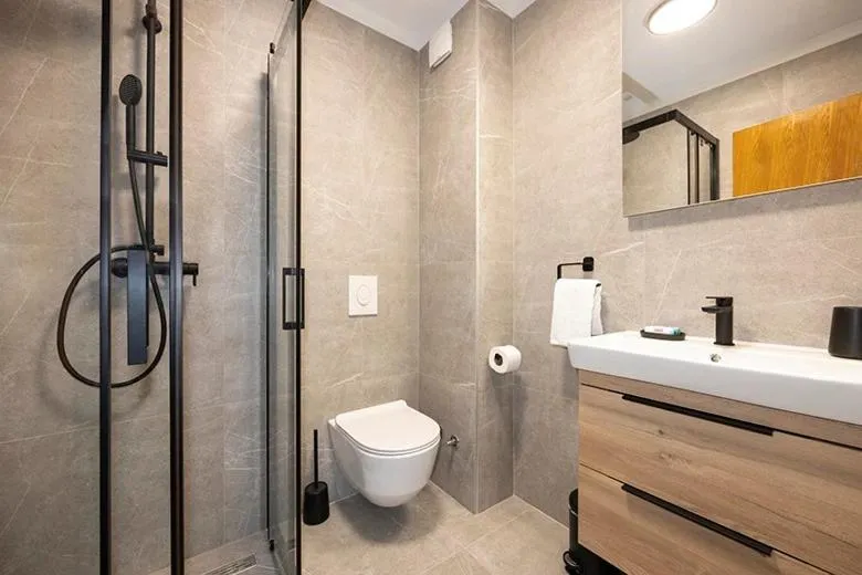 Shower in Apartments Villa Mili
