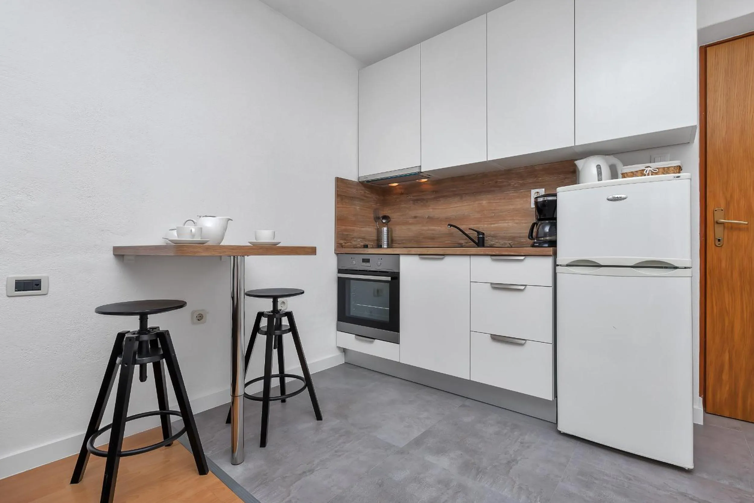 Kitchen or kitchenette in Apartments Villa Mili