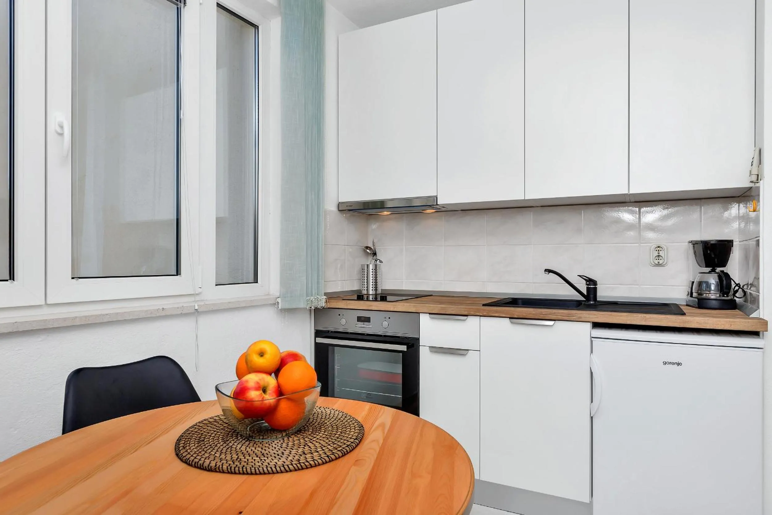 Kitchen or kitchenette in Apartments Villa Mili