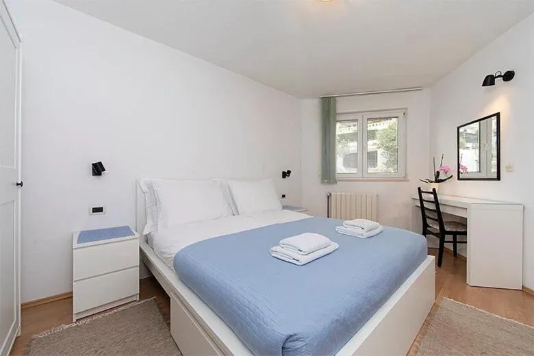 Bed in Apartments Villa Mili