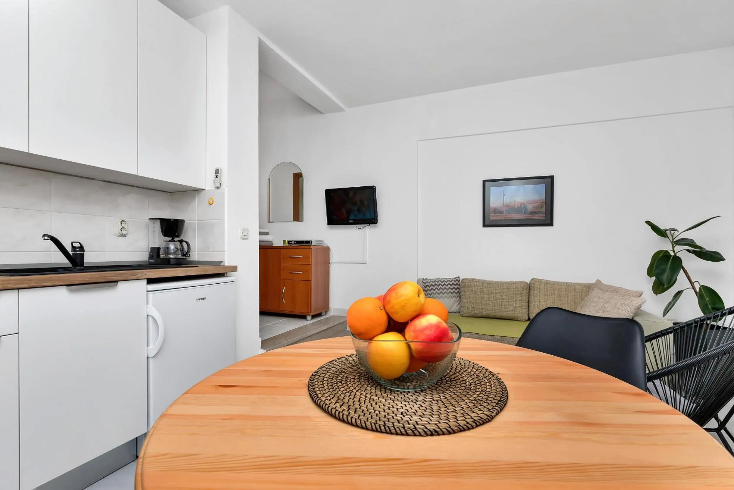 Kitchen or kitchenette in Apartments Villa Mili