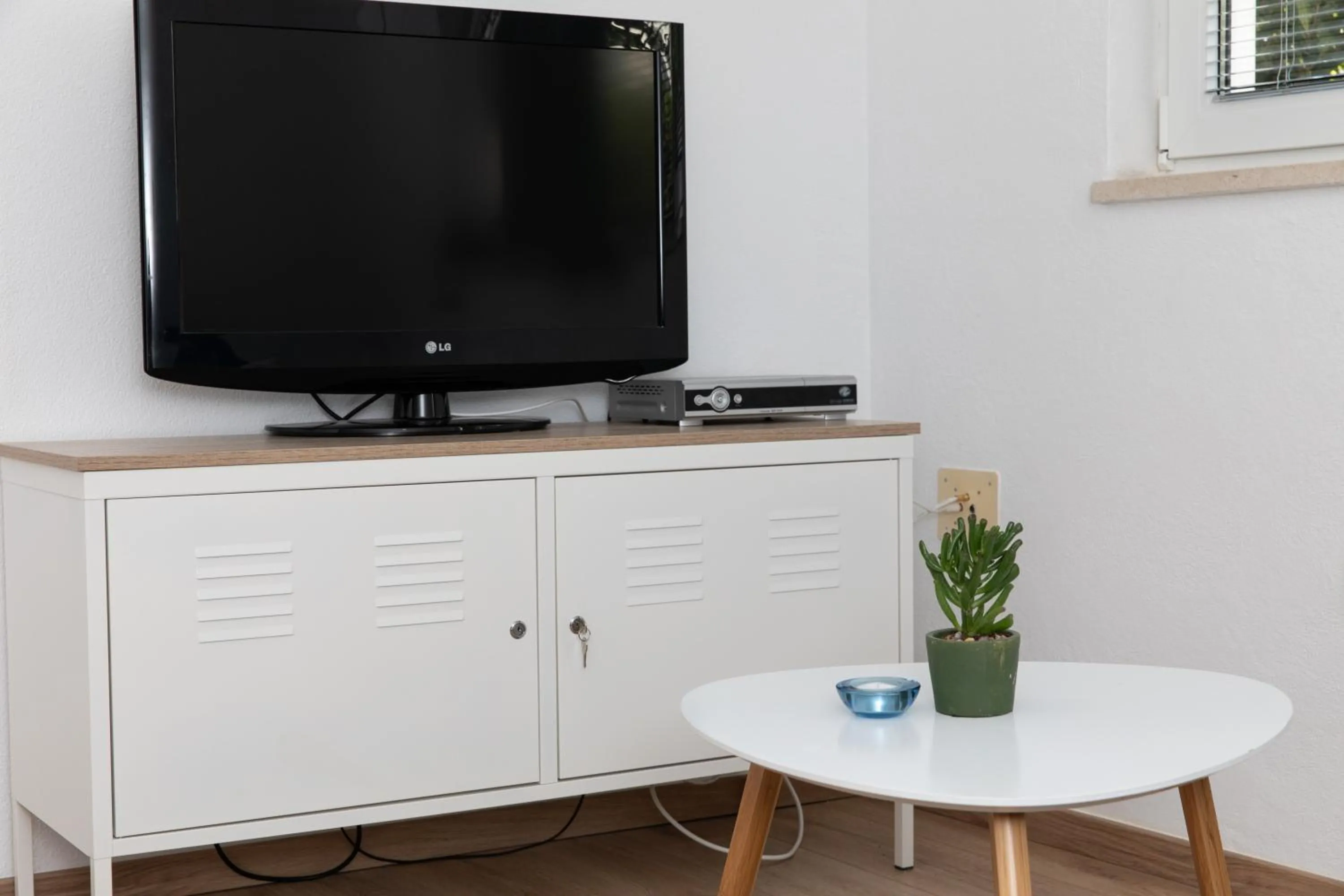 TV and multimedia in Apartments Villa Mili