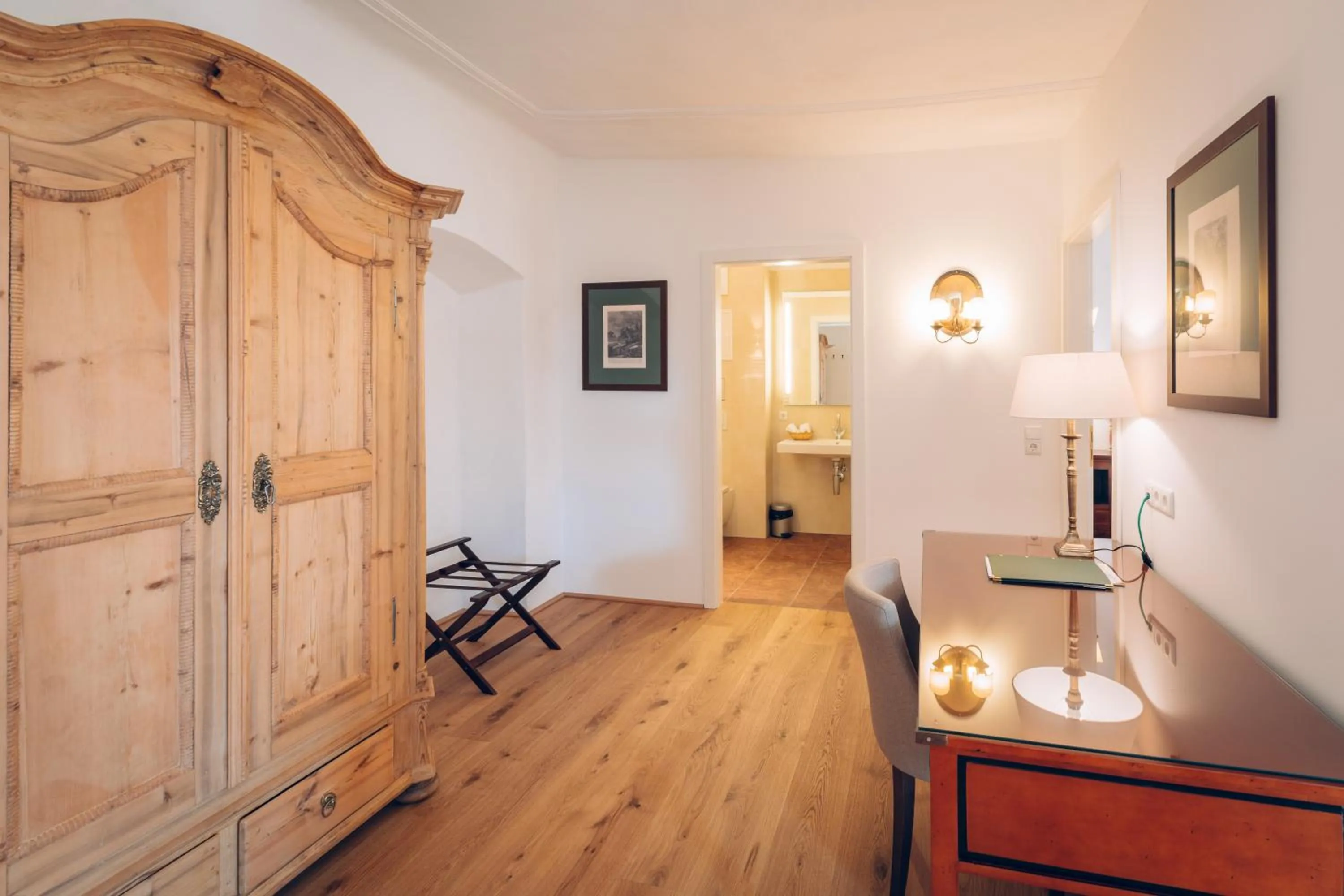 Decorative detail in Mellauner Hof