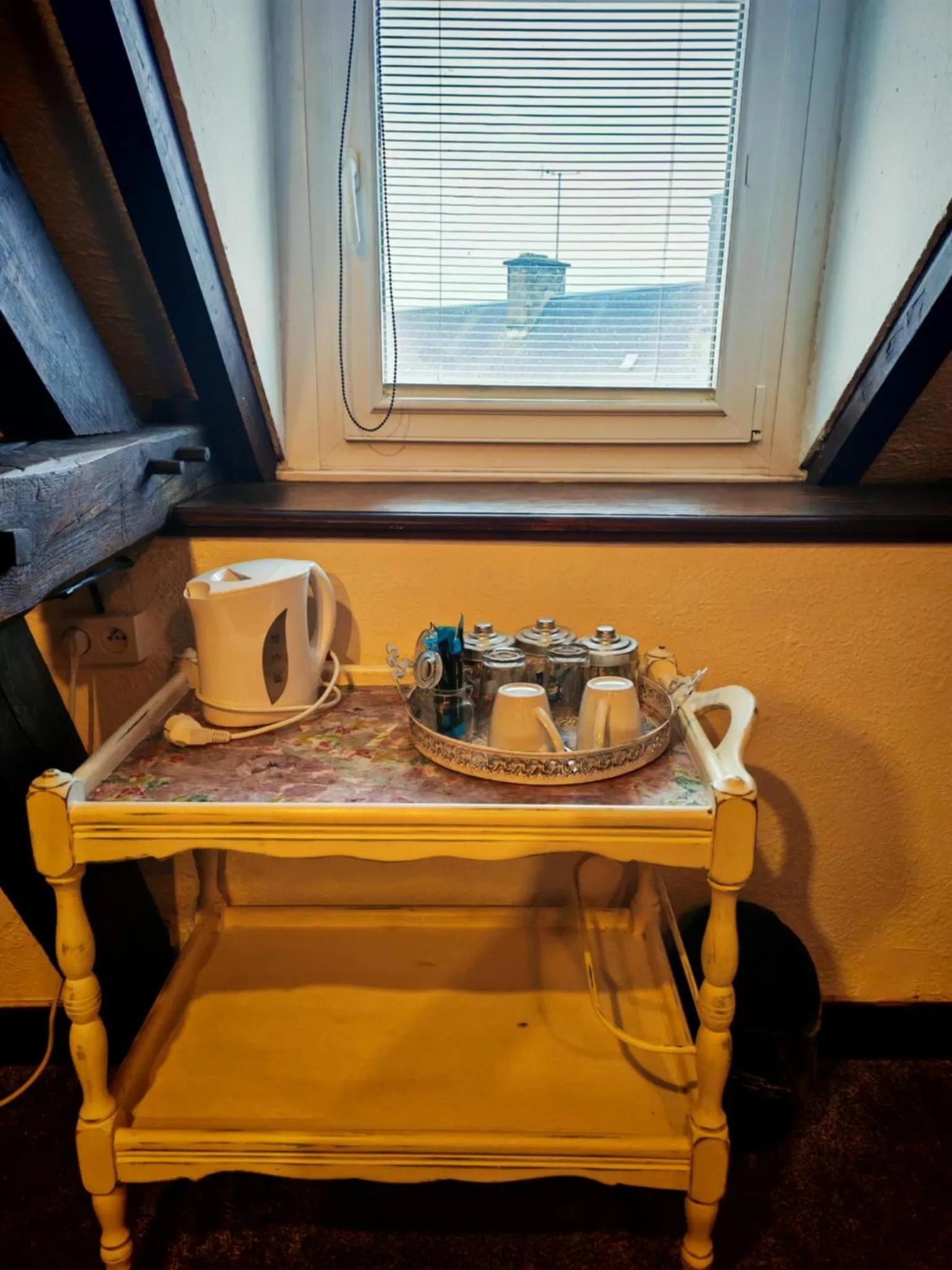 Coffee/tea facilities in No 6 B&B