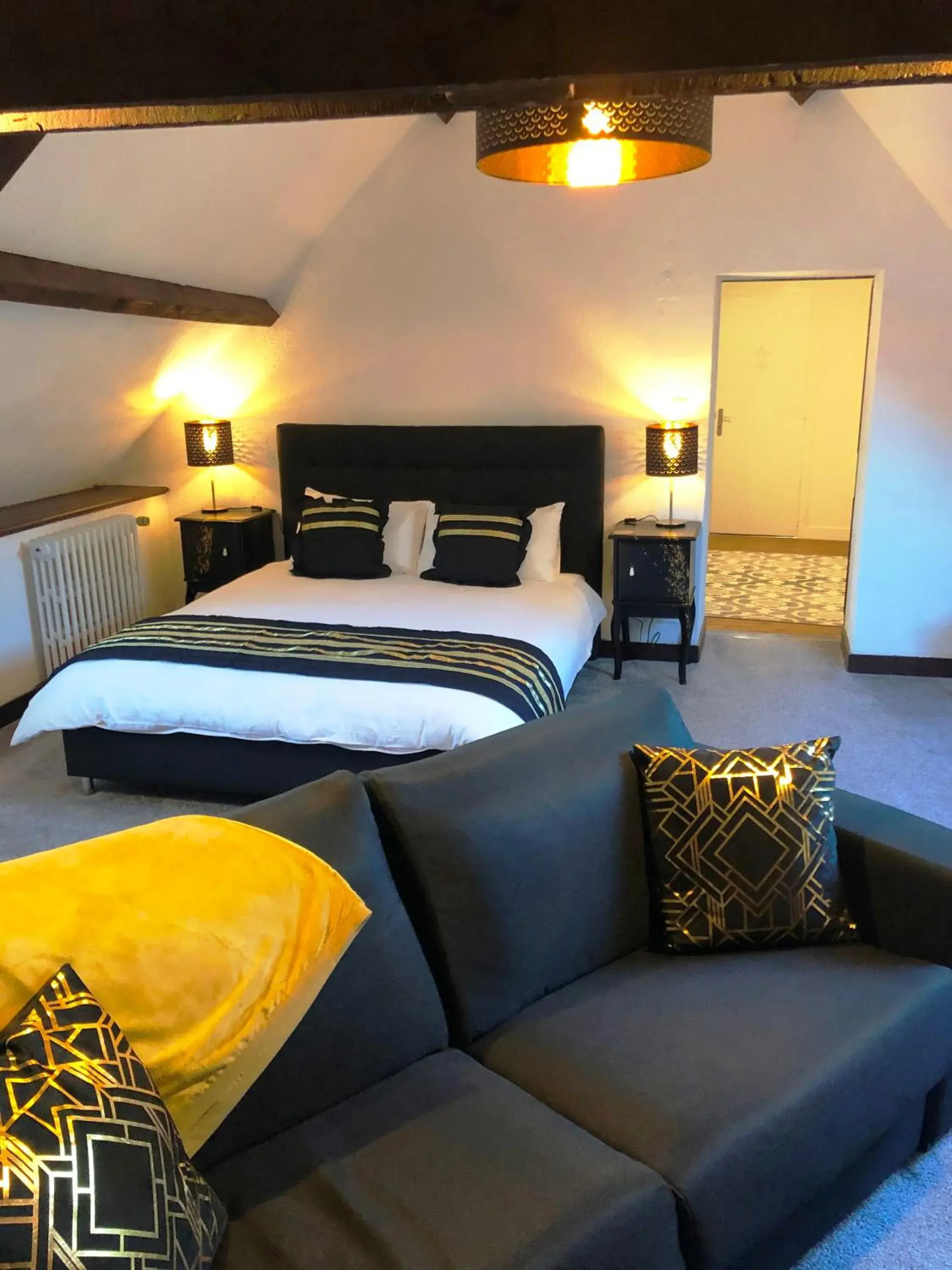 Superior King Room in No 6 B&B Superior King Room in No 6 B&B