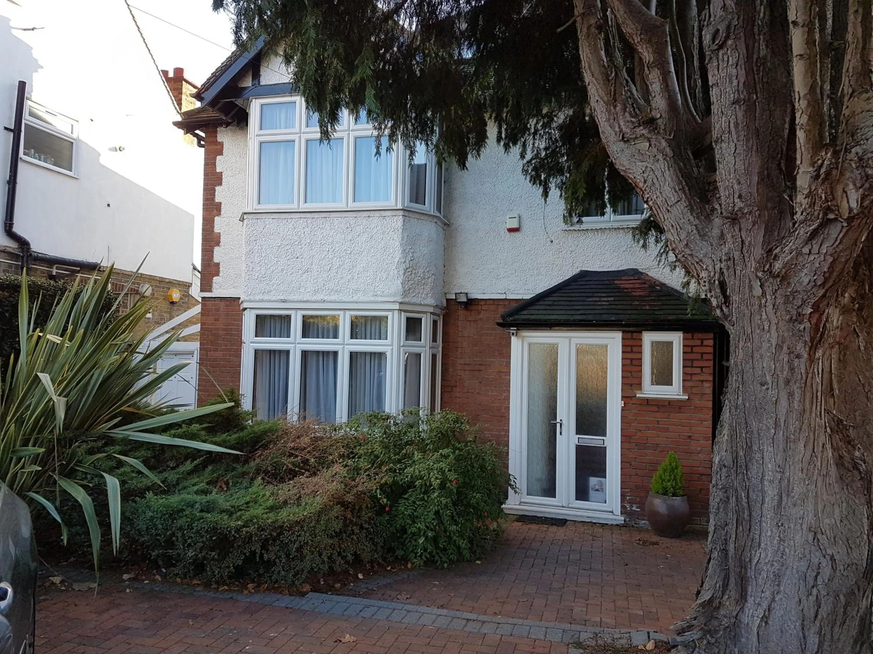 Facade/entrance in Osterley Studio Room