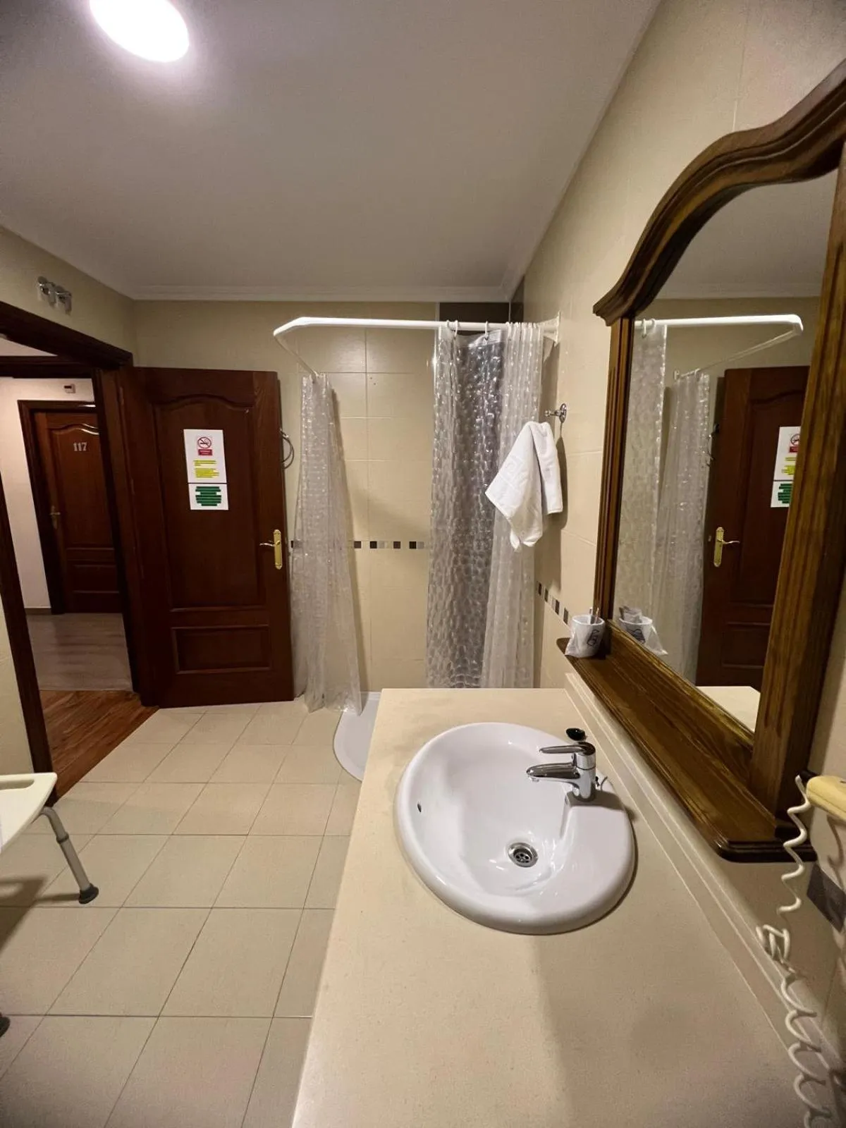 Facility for disabled guests in Hotel Restaurante Dama de Baza