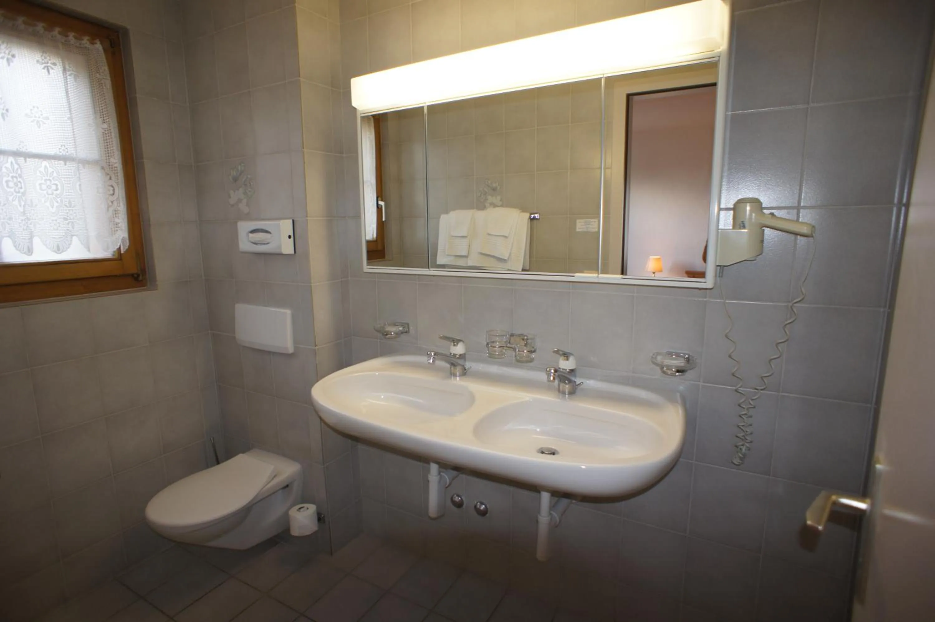 Bathroom in Hotel Beau-Séjour