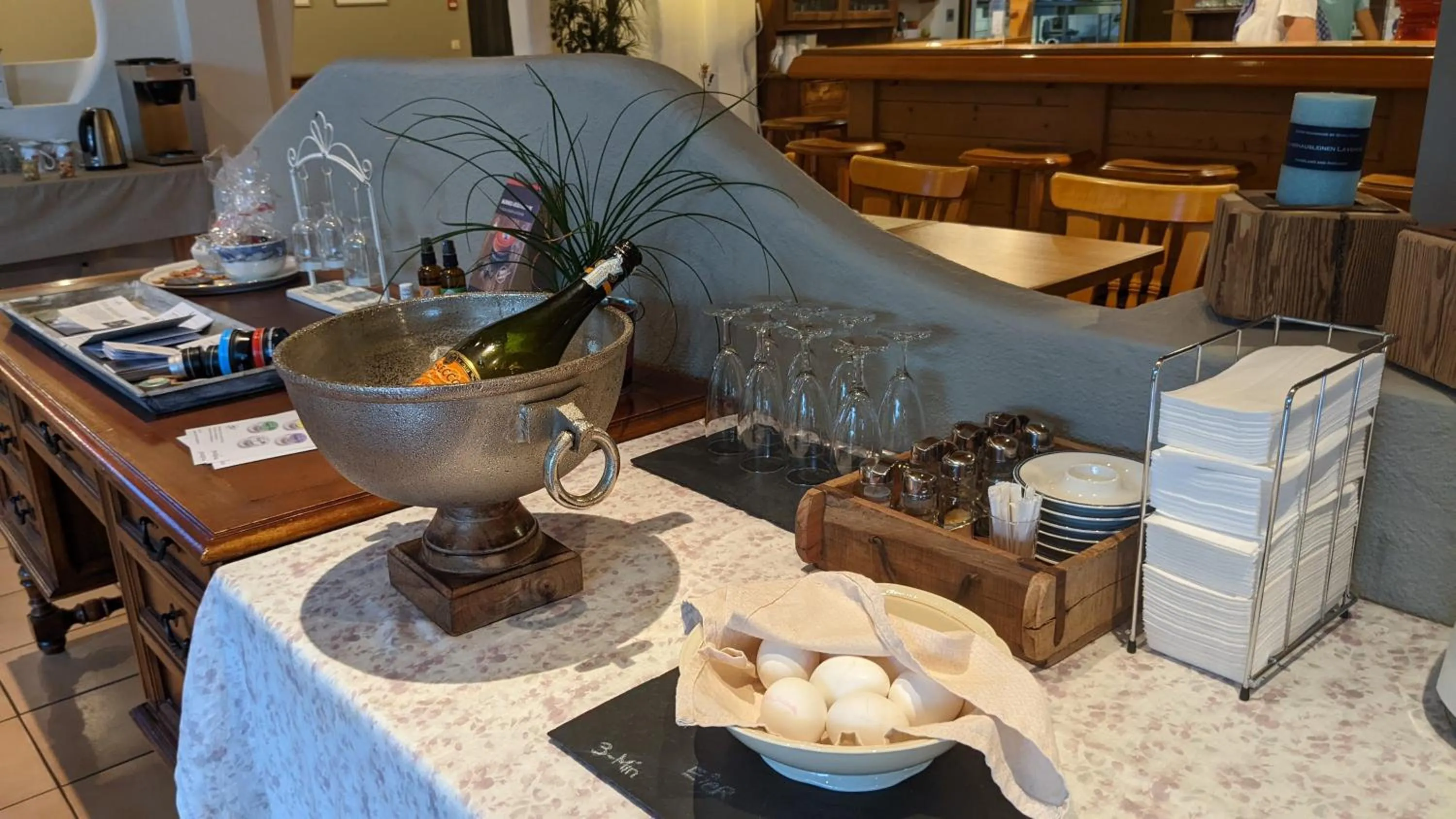 Breakfast in Hotel Beau-Séjour
