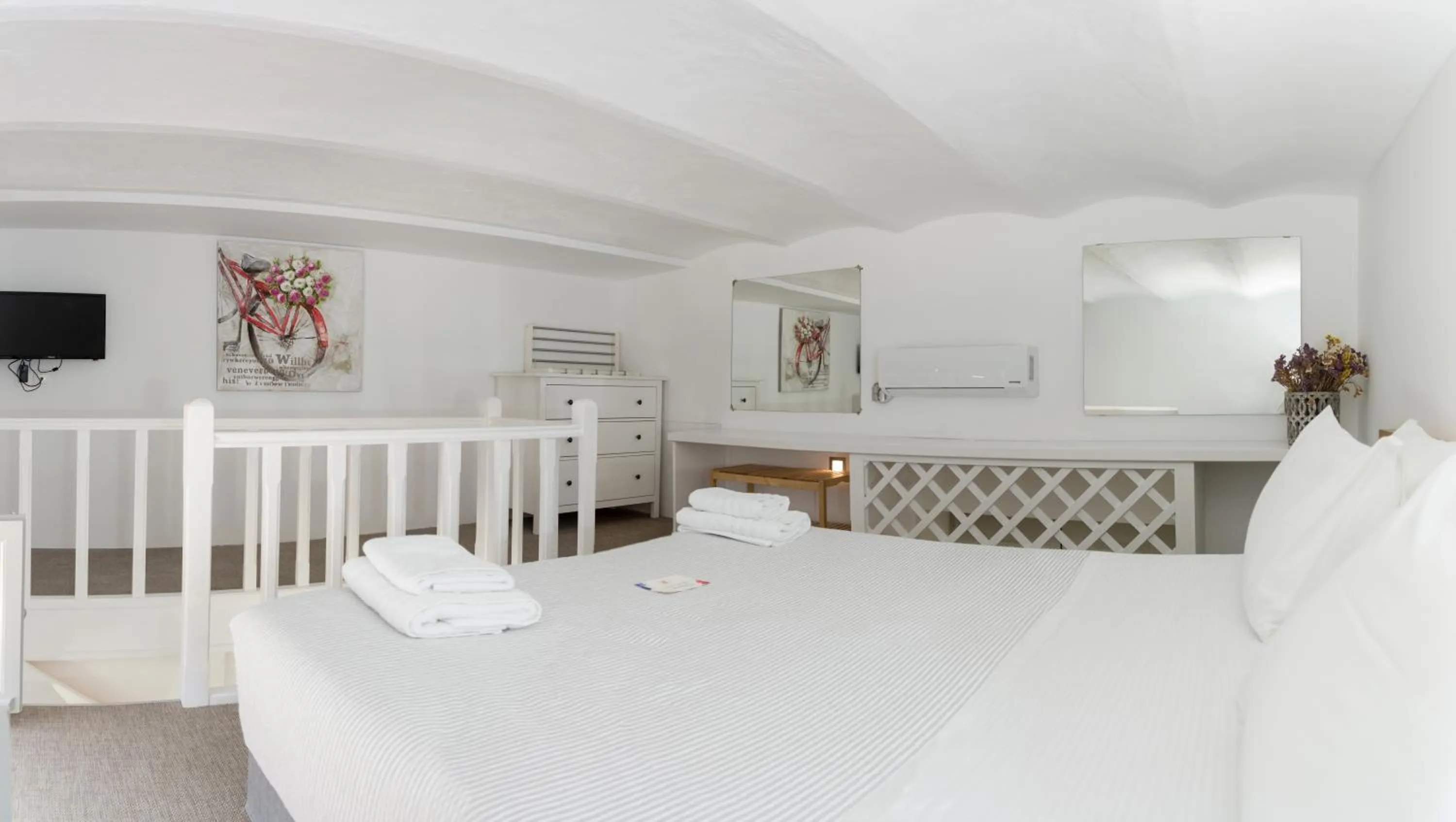 Bedroom in Douskos Guesthouse