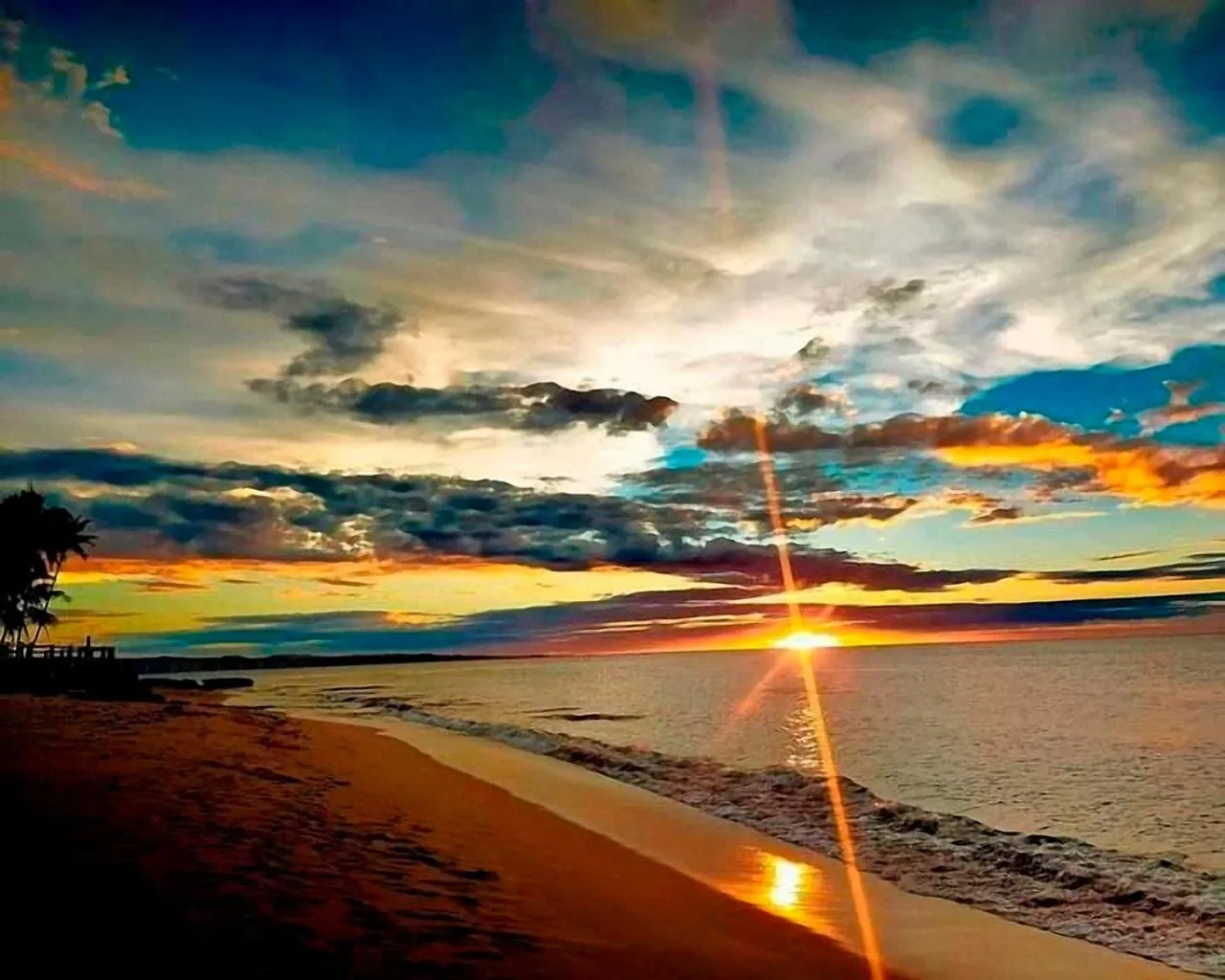 Beach in Pagudpud Rinnovati