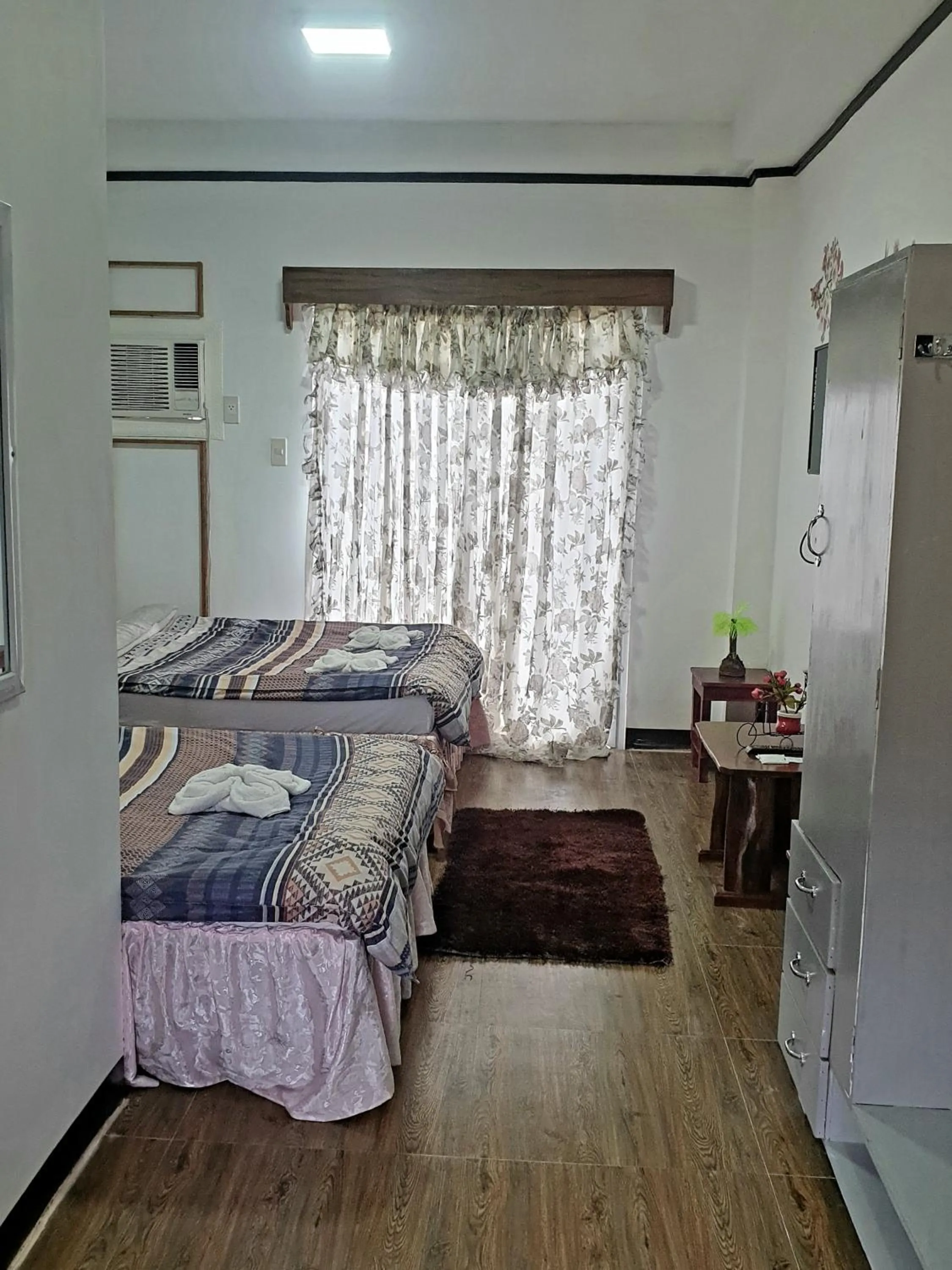 Photo of the whole room, Bed in Pagudpud Rinnovati