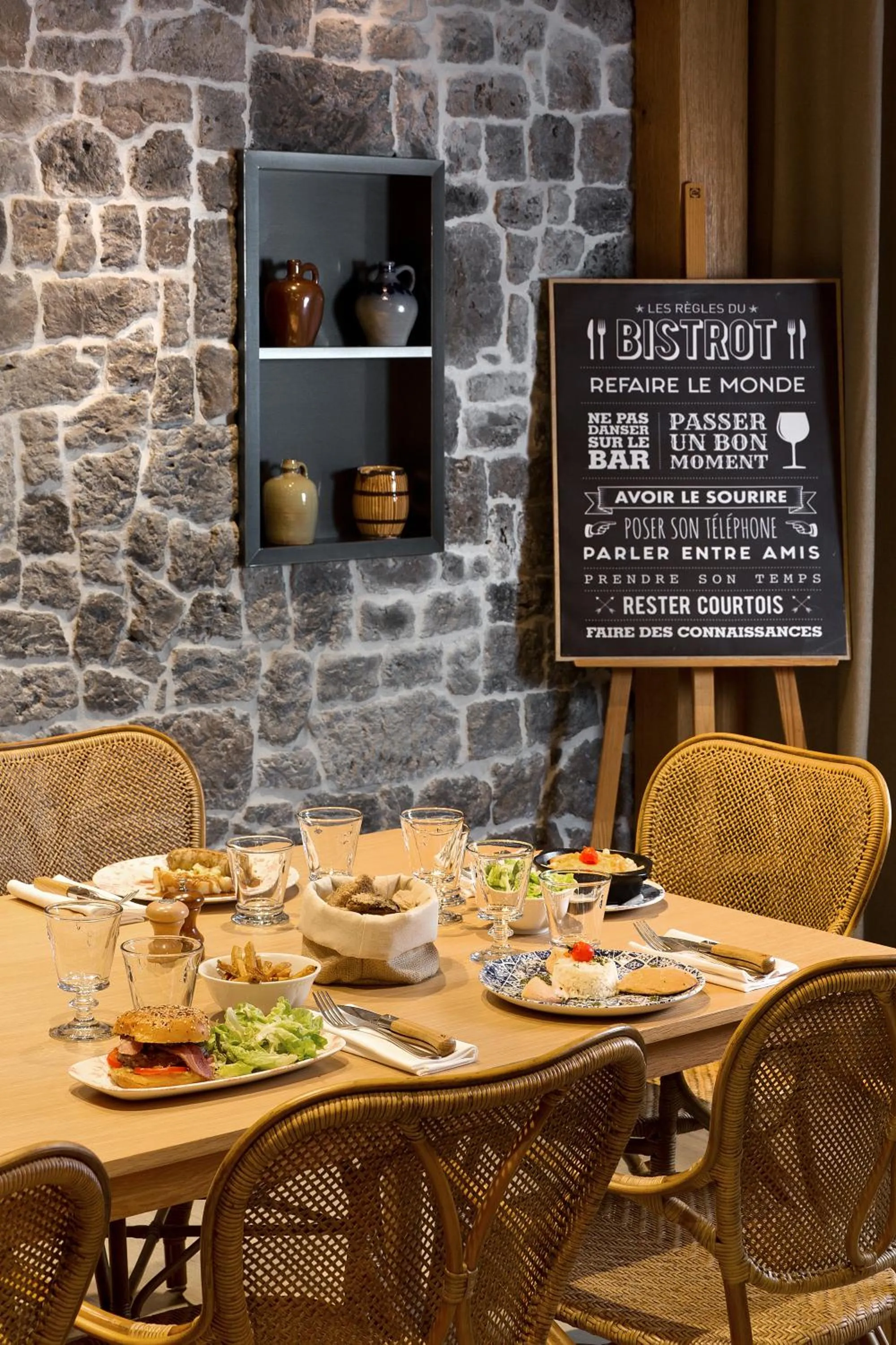 Restaurant/places to eat in Résidence Callou by Vy Resort Thermal & Spa
