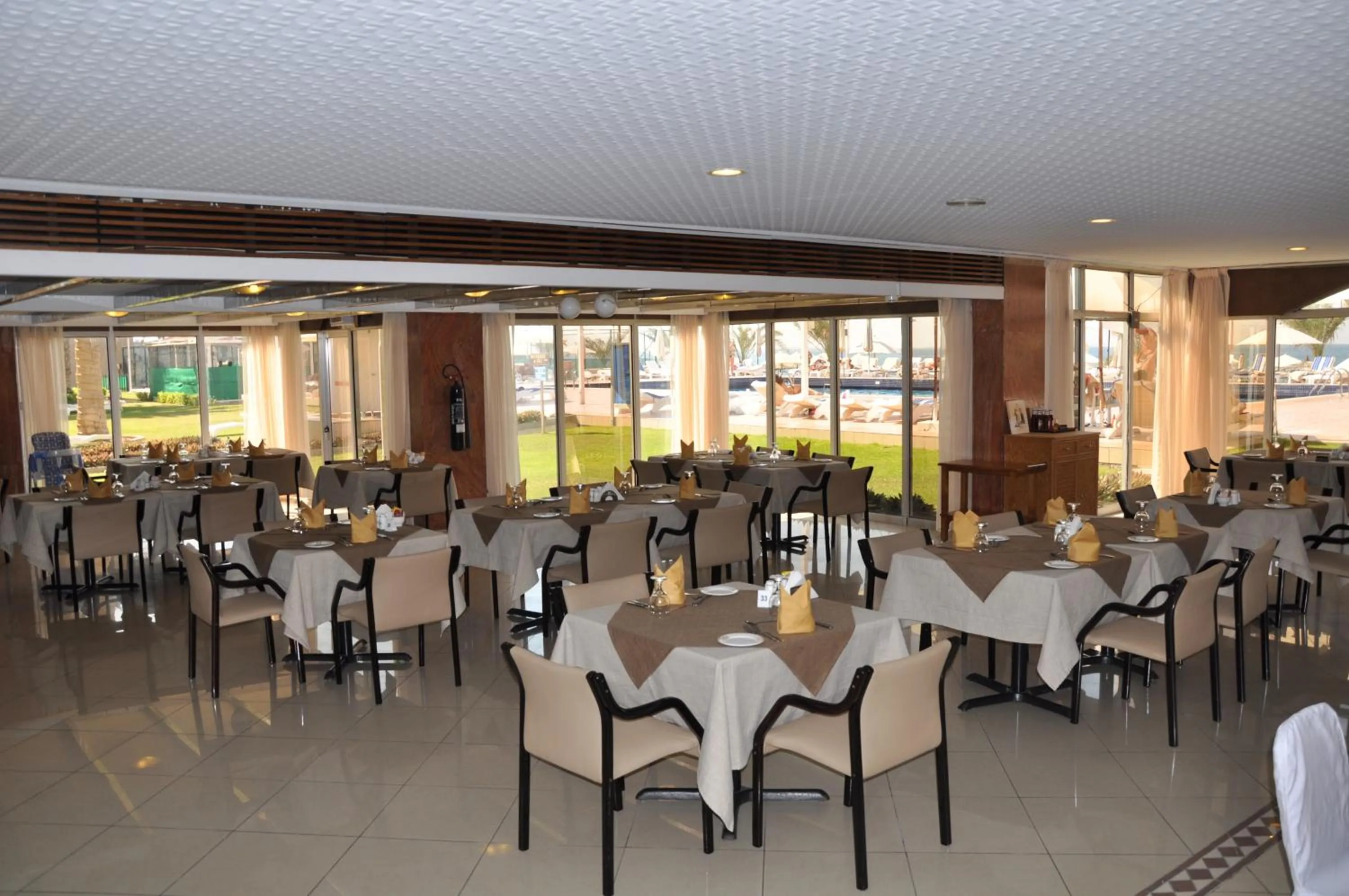 Restaurant/places to eat in Sharjah Carlton Hotel