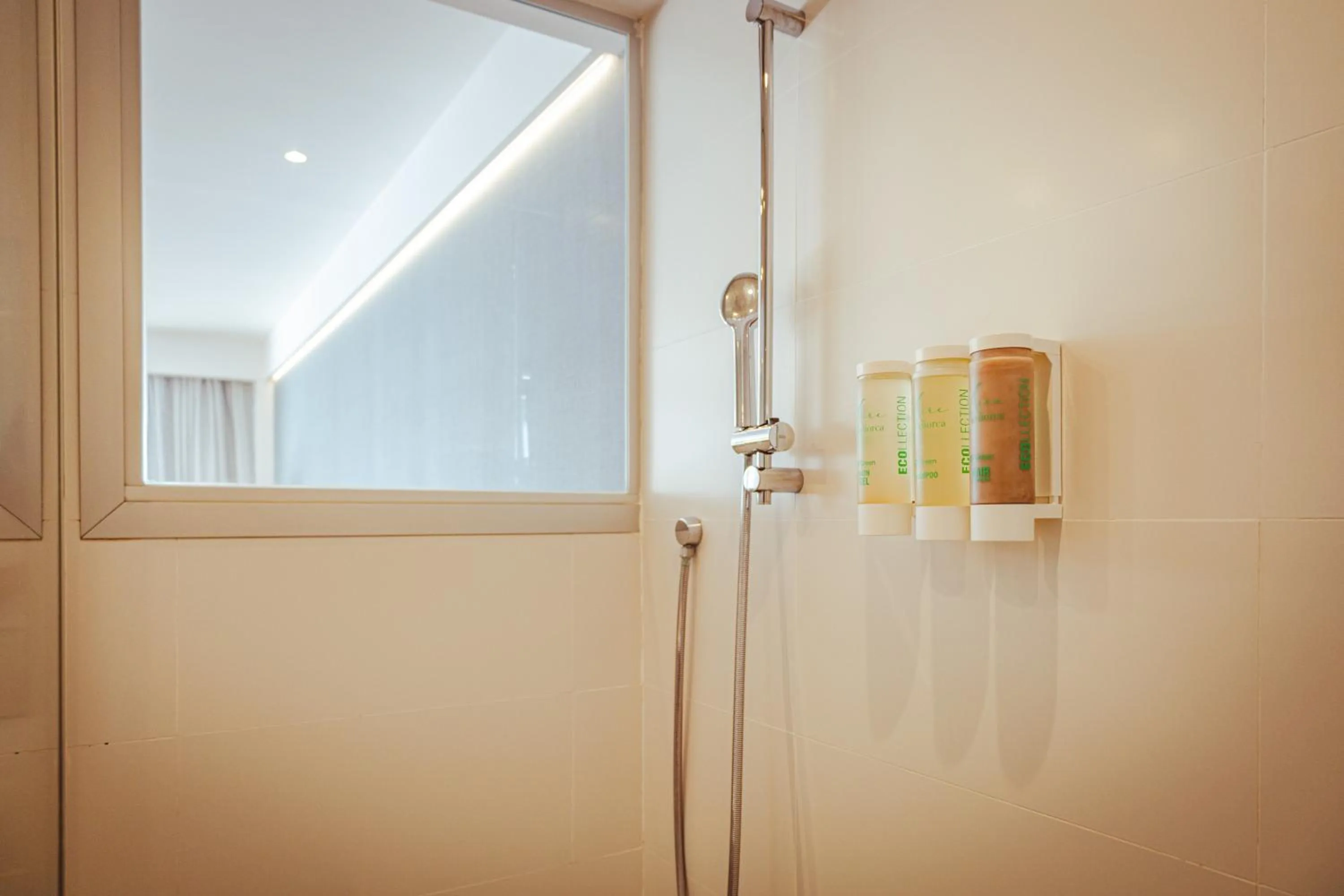 Bathroom in Seth 55 Santo Tomas