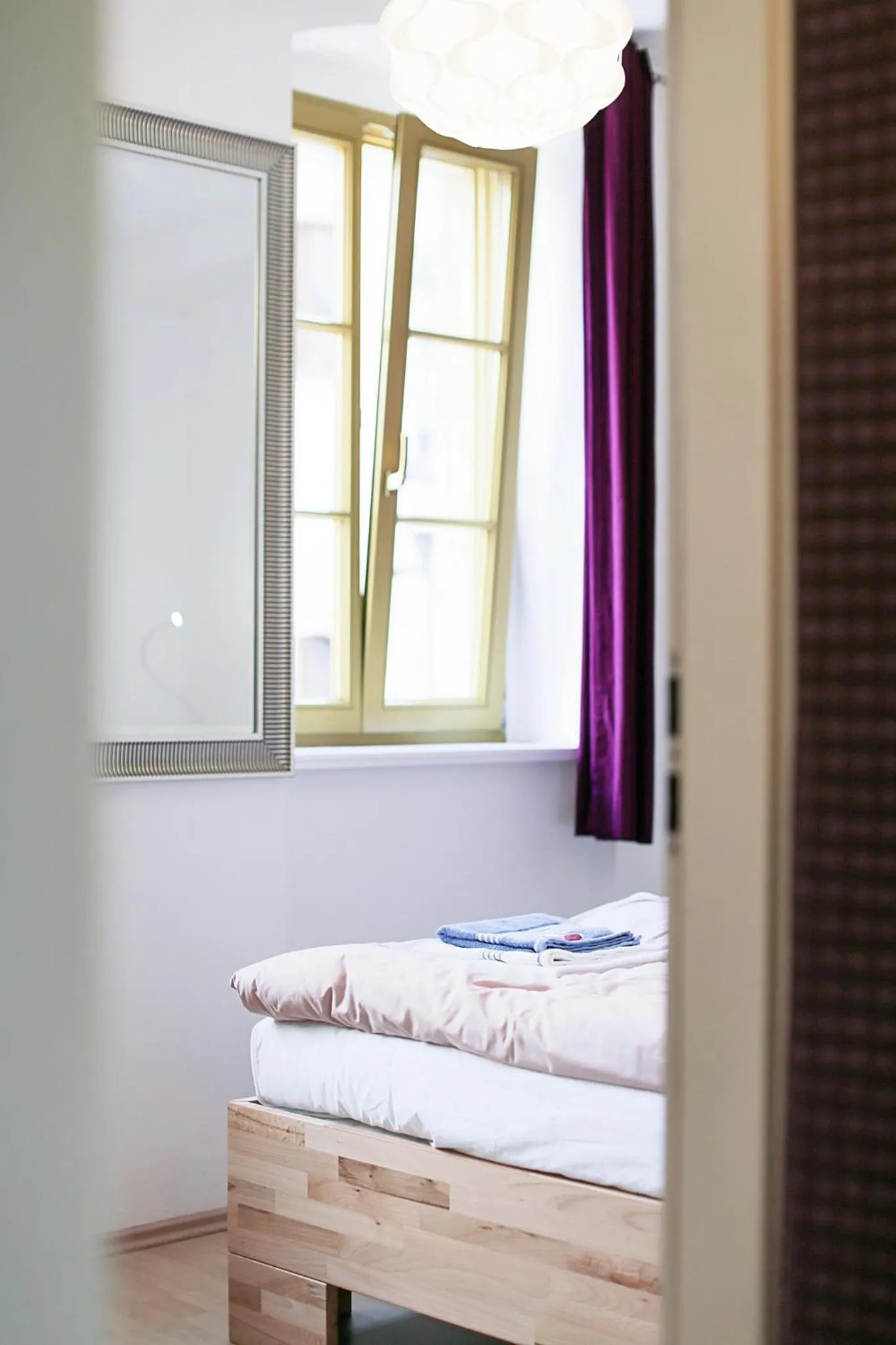 Bed in Hotel Blaue Blume