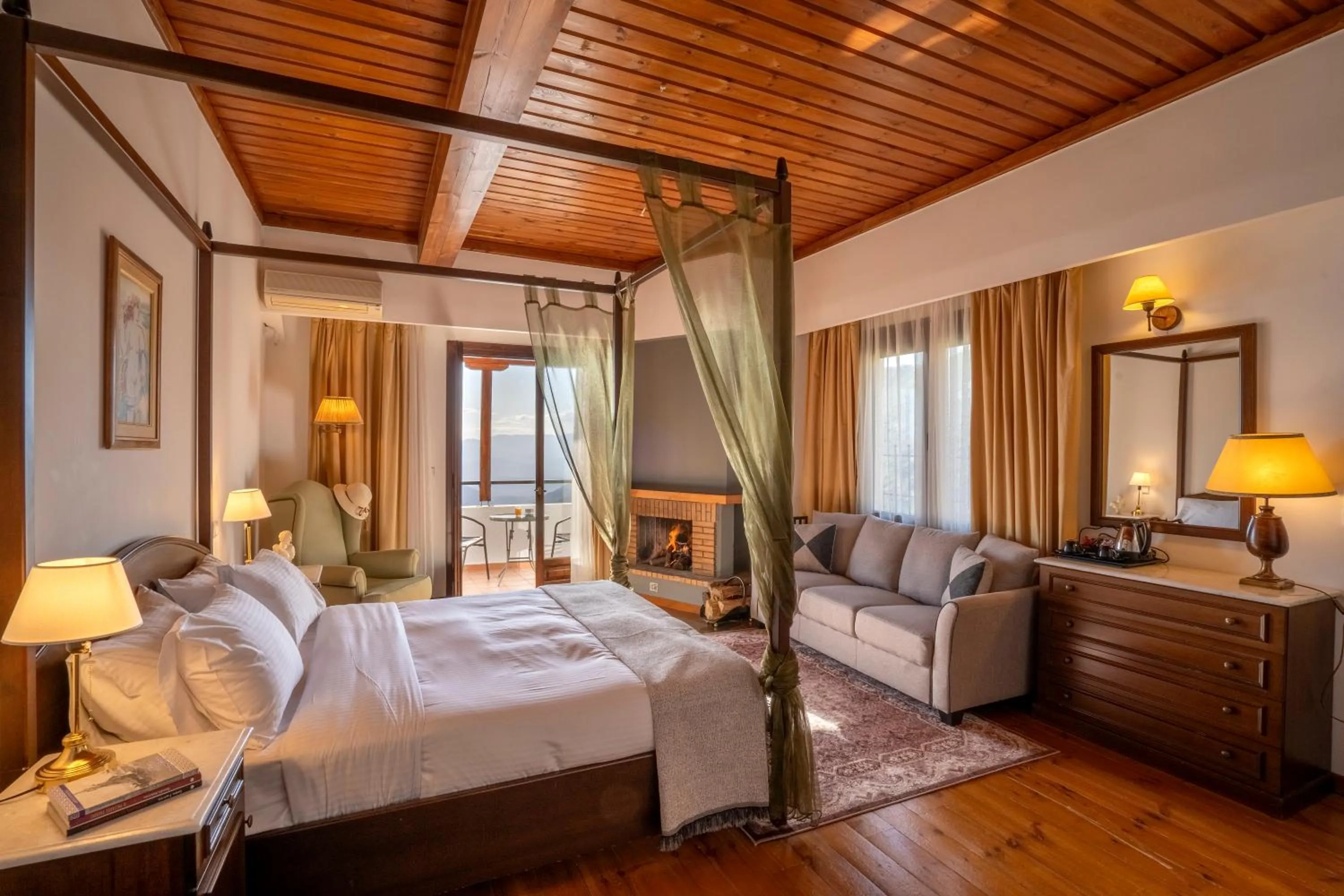 Bedroom, Bed in Anemolia Mountain Resort