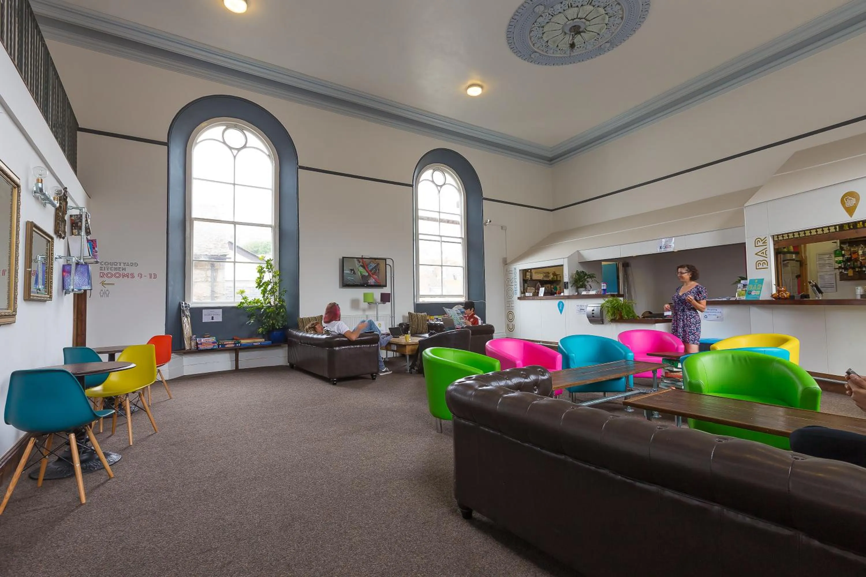 Communal lounge/ TV room in Cohort Hostel