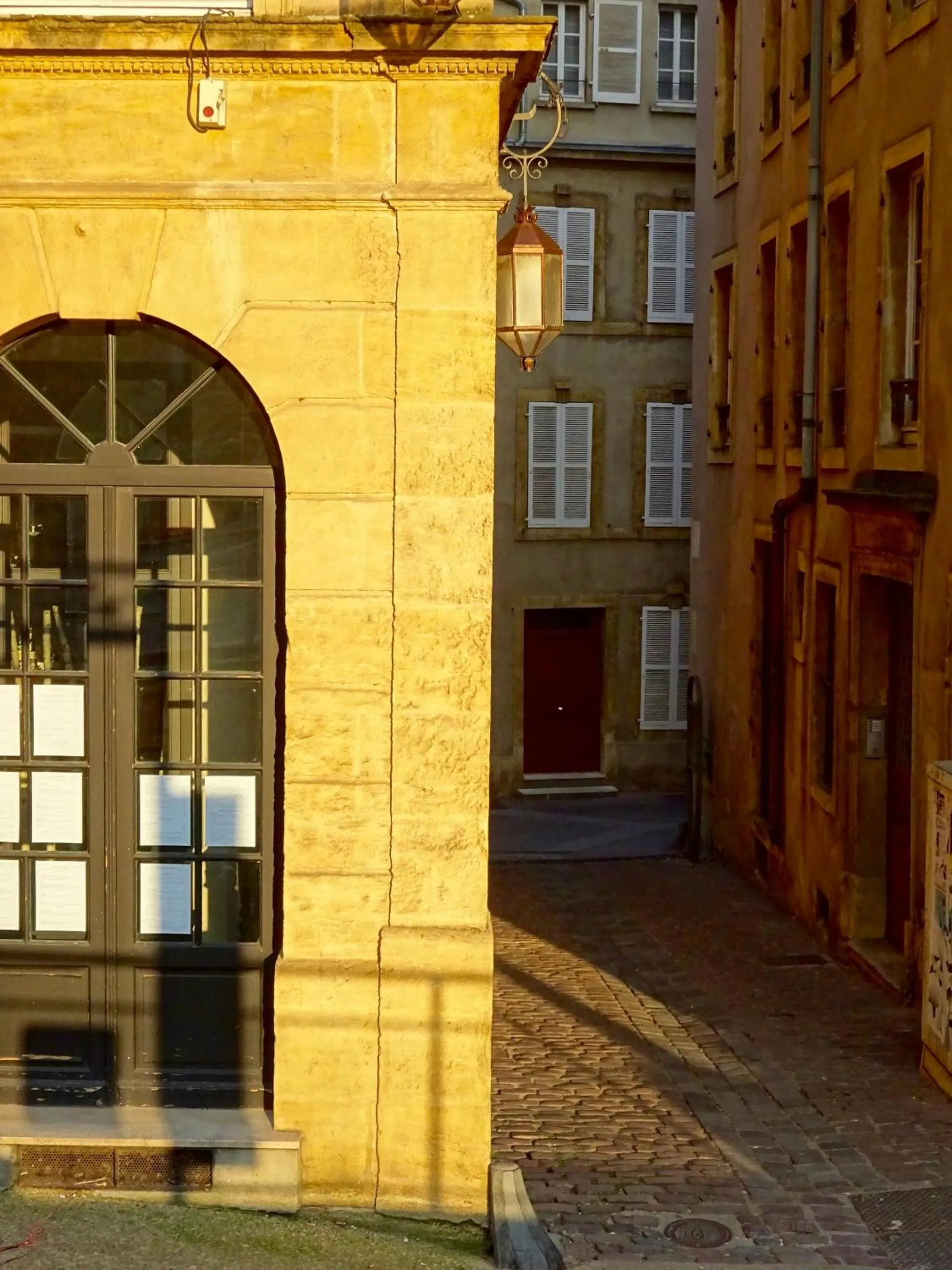 Facade/entrance in L'Appartement des Roches
