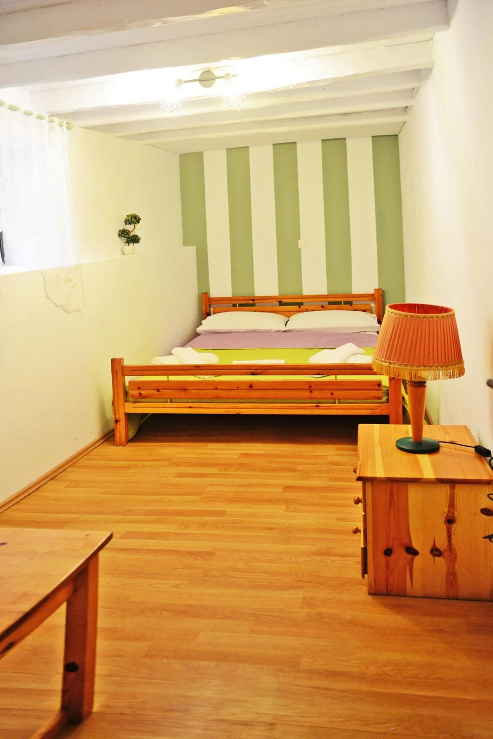 Bed in Praxitelous 9 Old Town
