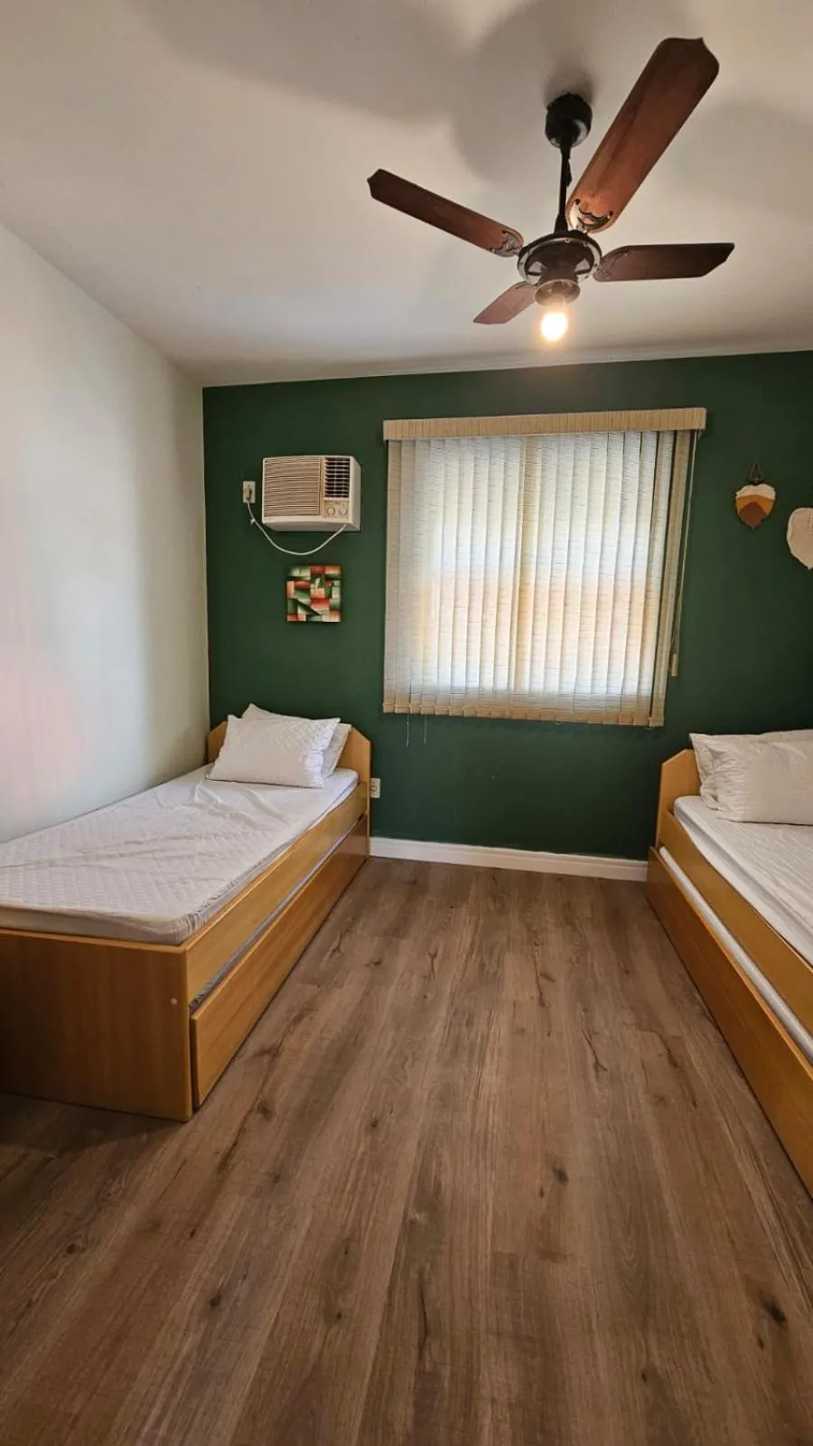 Bedroom, Bed in Casinha de Boneca em Juquey