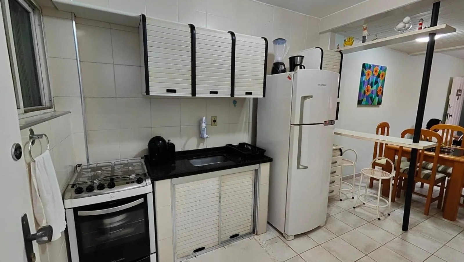 Communal kitchen in Casinha de Boneca em Juquey