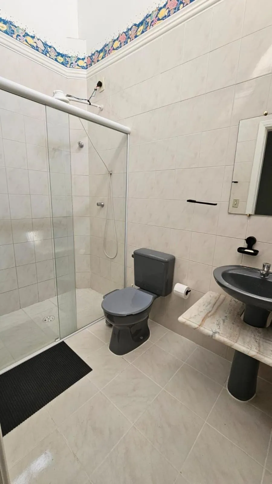 Bathroom in Casinha de Boneca em Juquey