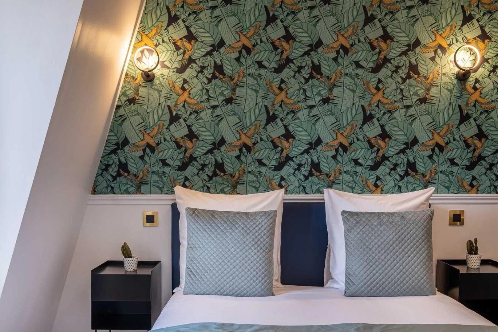 Bed in Mijo's Appartements Hôtel