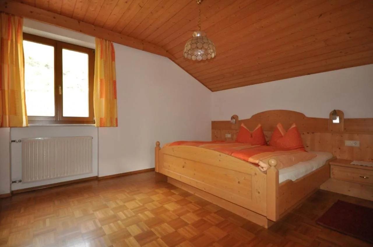 Bed in Residence Sonnenburger - Biobauernhof - Azienda agricola biologica