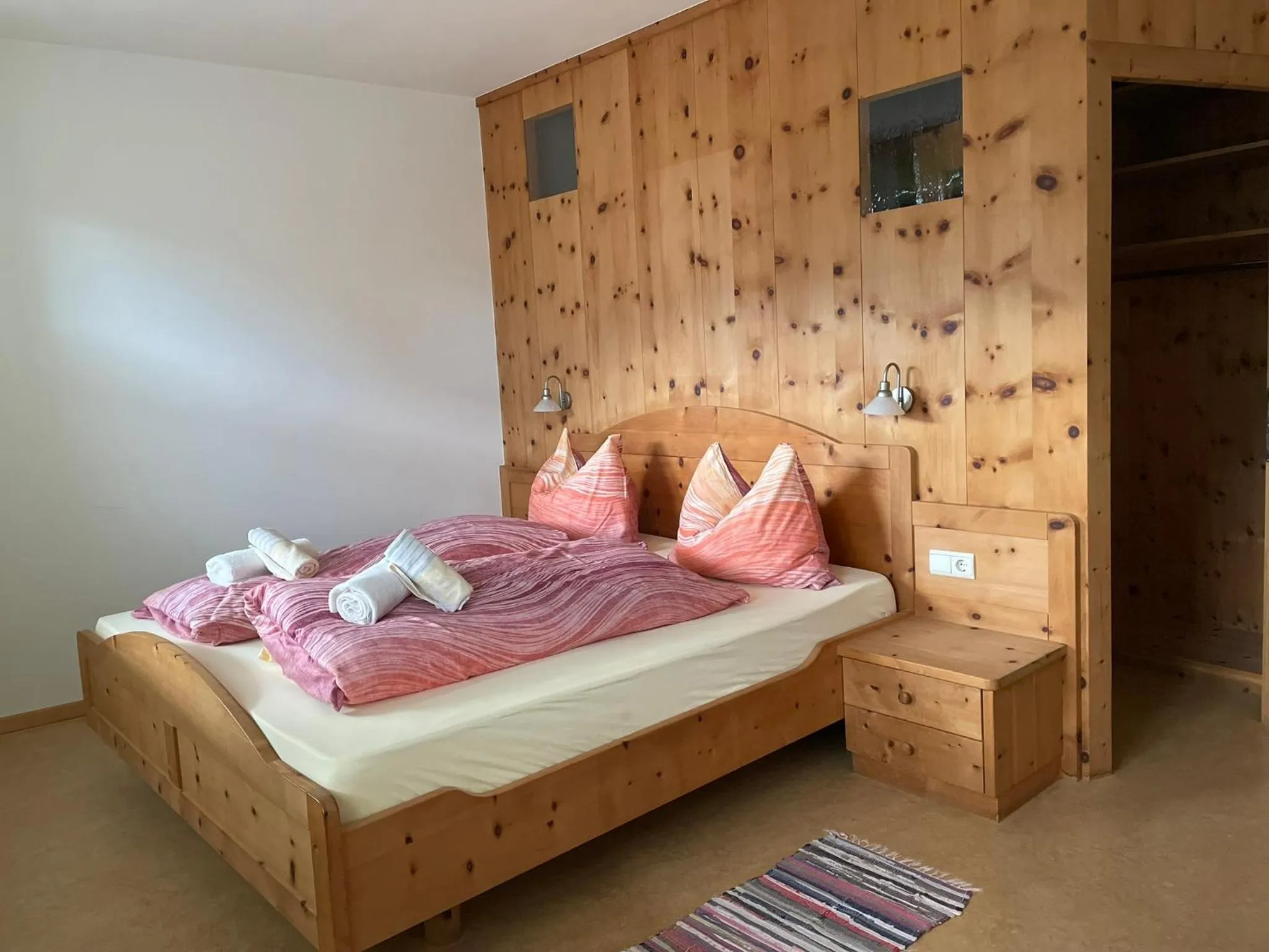 Bed in Residence Sonnenburger - Biobauernhof - Azienda agricola biologica