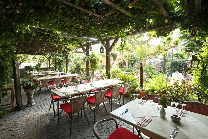 Restaurant/places to eat in Hotel Ritter