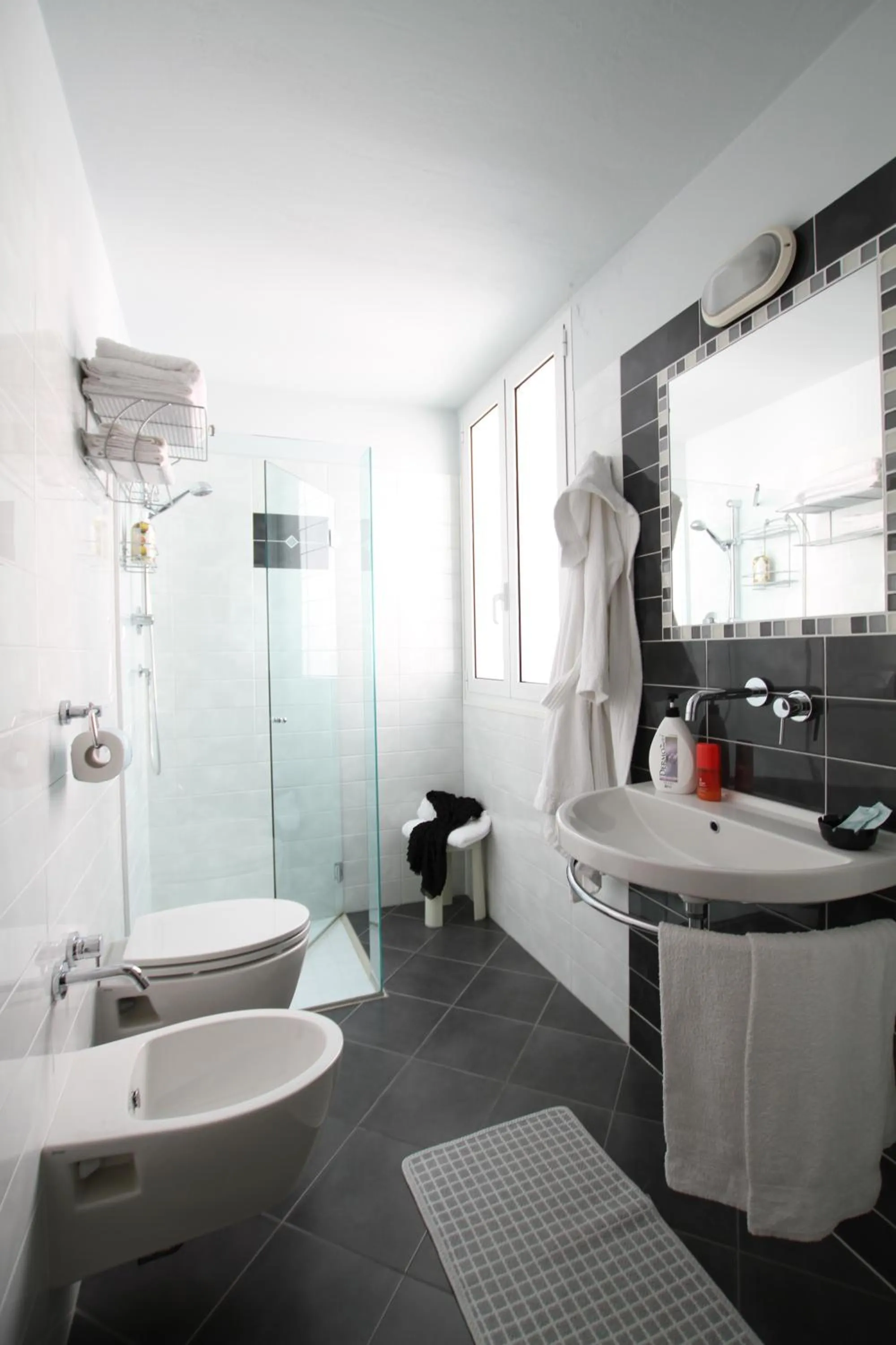 Bathroom in Hotel Capri