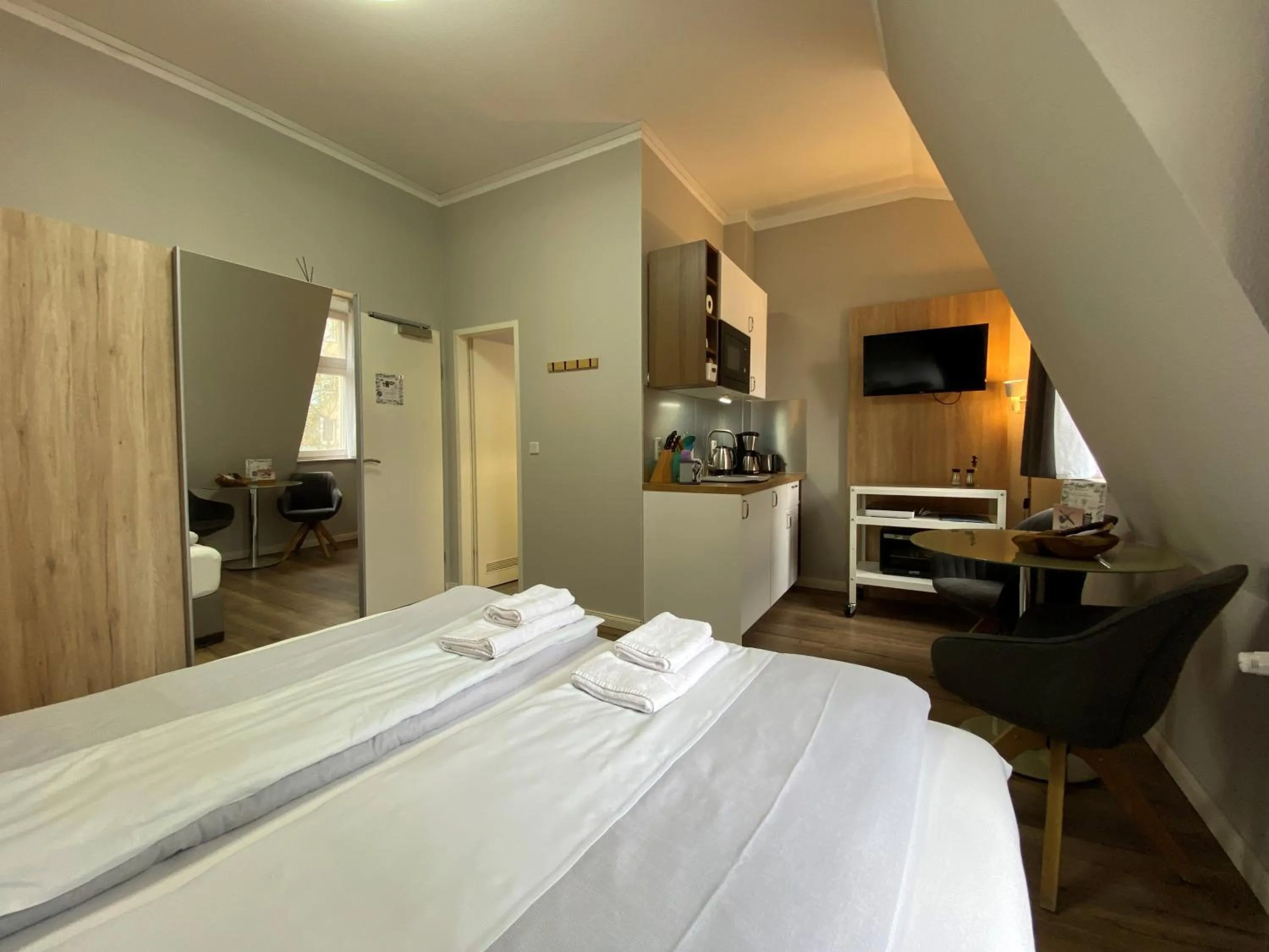 Bed in Amaroo - Gästehaus "Charlotte"