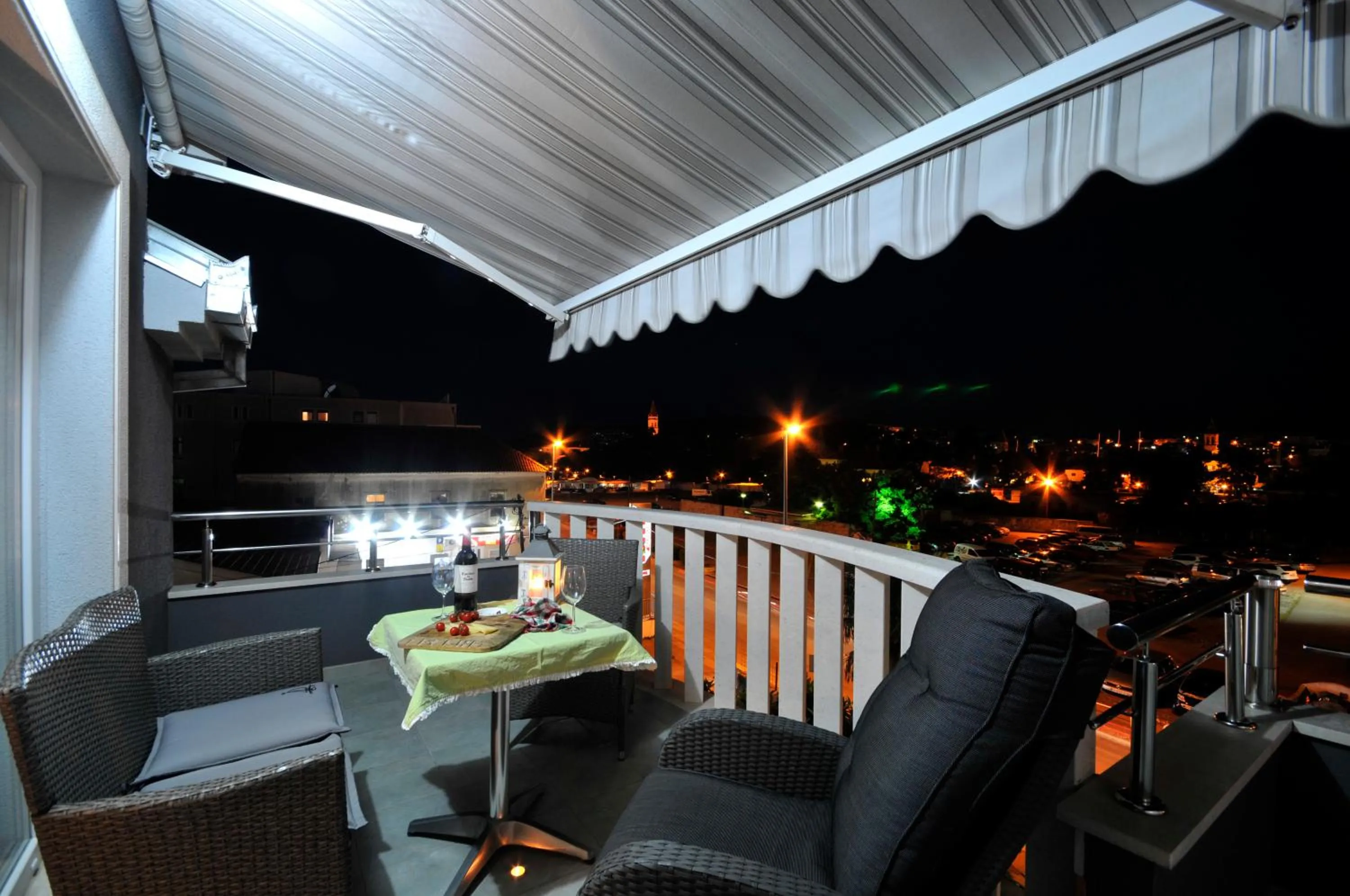 Balcony/Terrace in Apartments & Rooms Villa Maslina