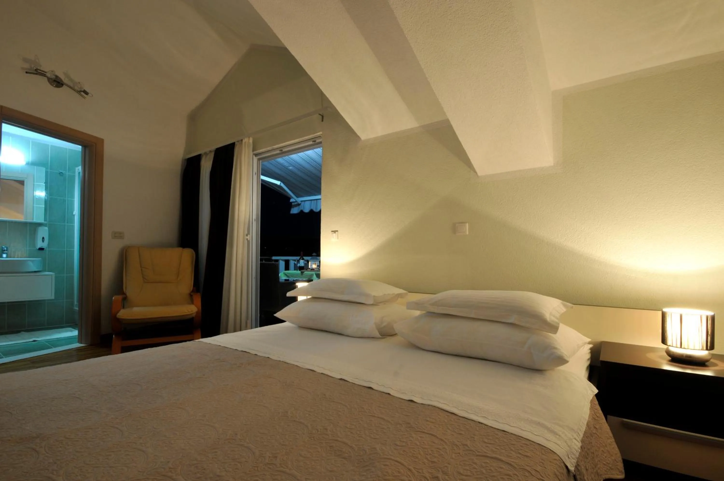 Bedroom in Apartments & Rooms Villa Maslina