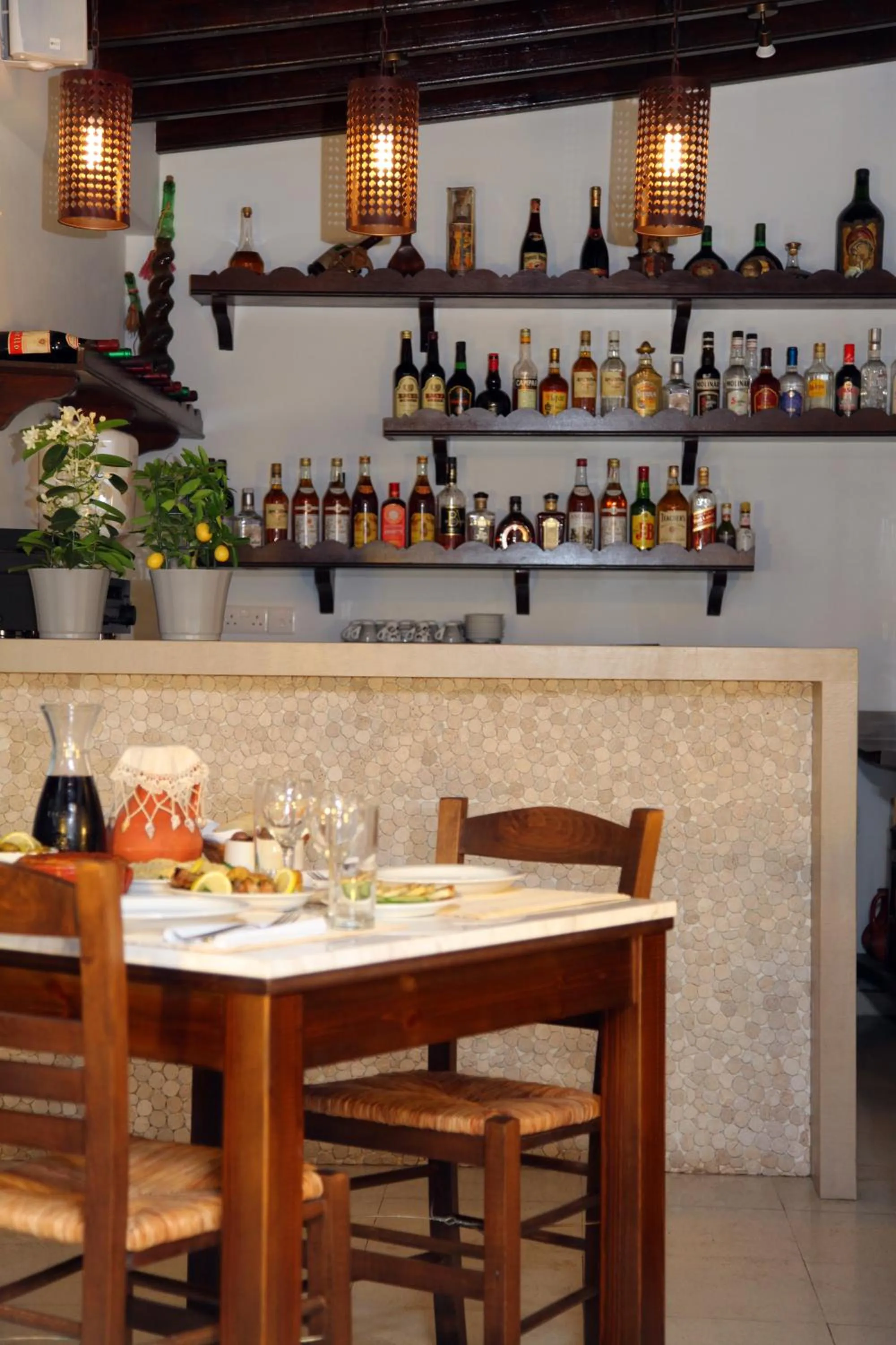 Restaurant/places to eat in Centrum Hotel - City Center