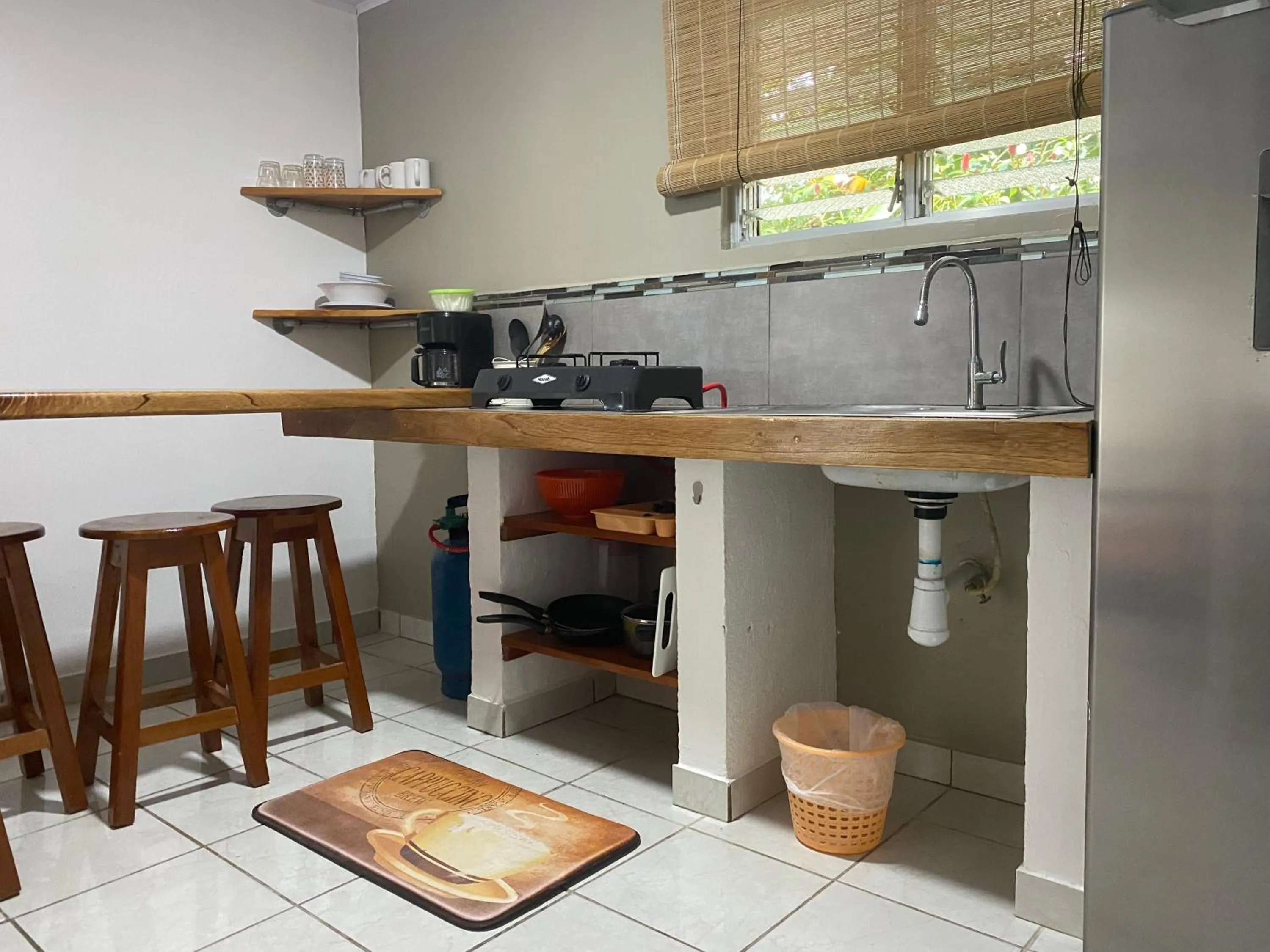Kitchen or kitchenette in Villas Majolana