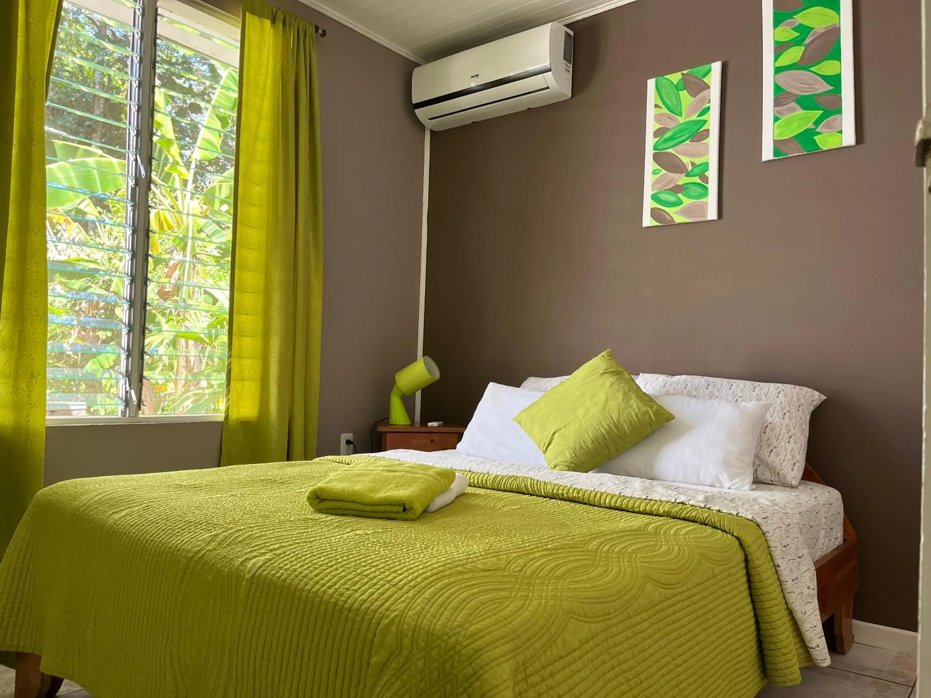 Photo of the whole room, Bed in Villas Majolana
