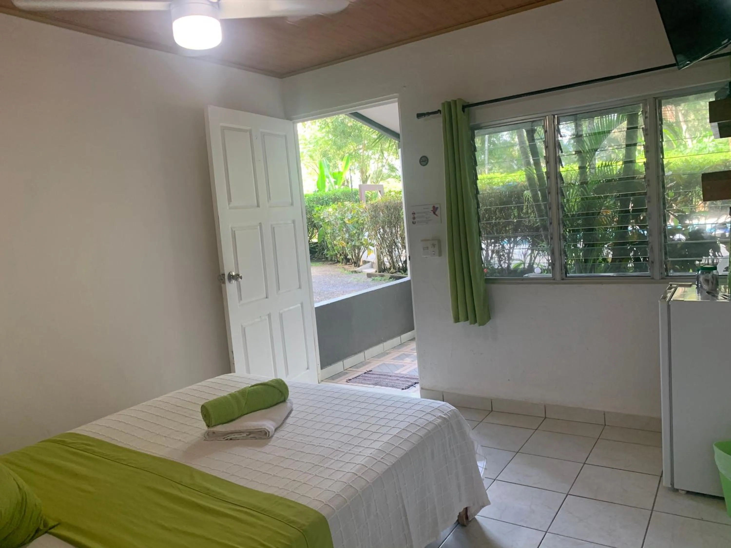 Photo of the whole room, Bed in Villas Majolana