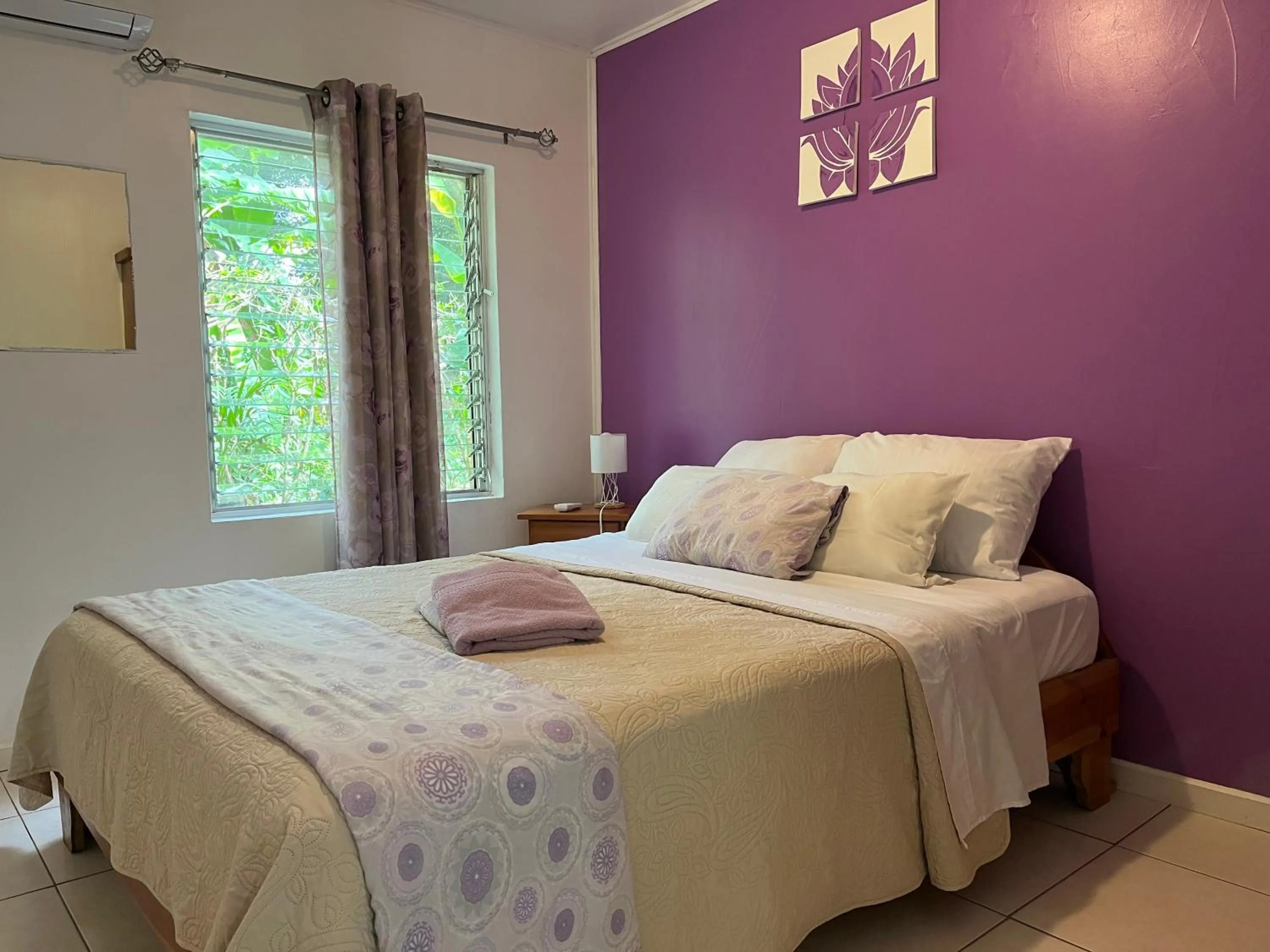 Photo of the whole room, Bed in Villas Majolana