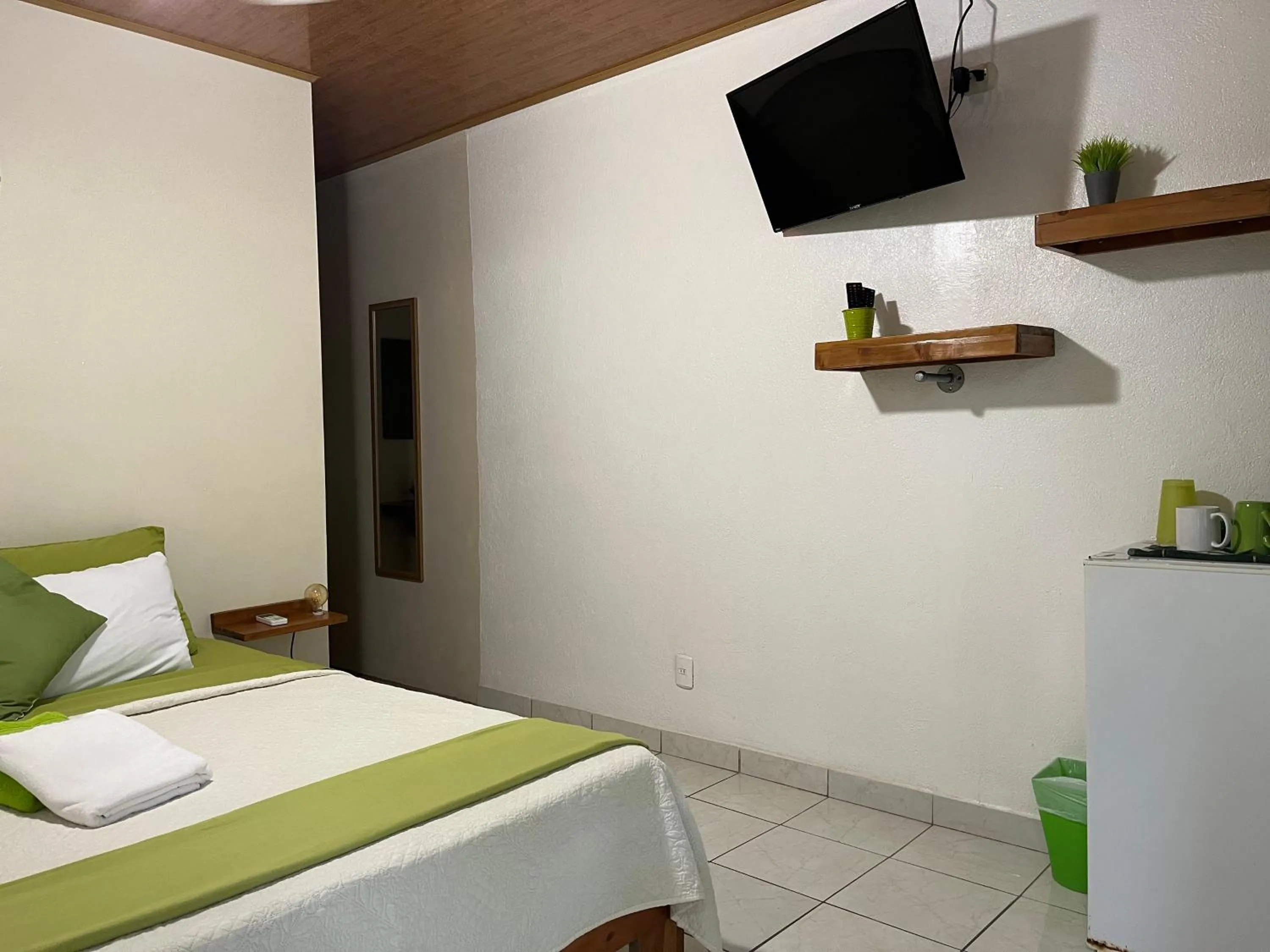 TV and multimedia, Bed in Villas Majolana