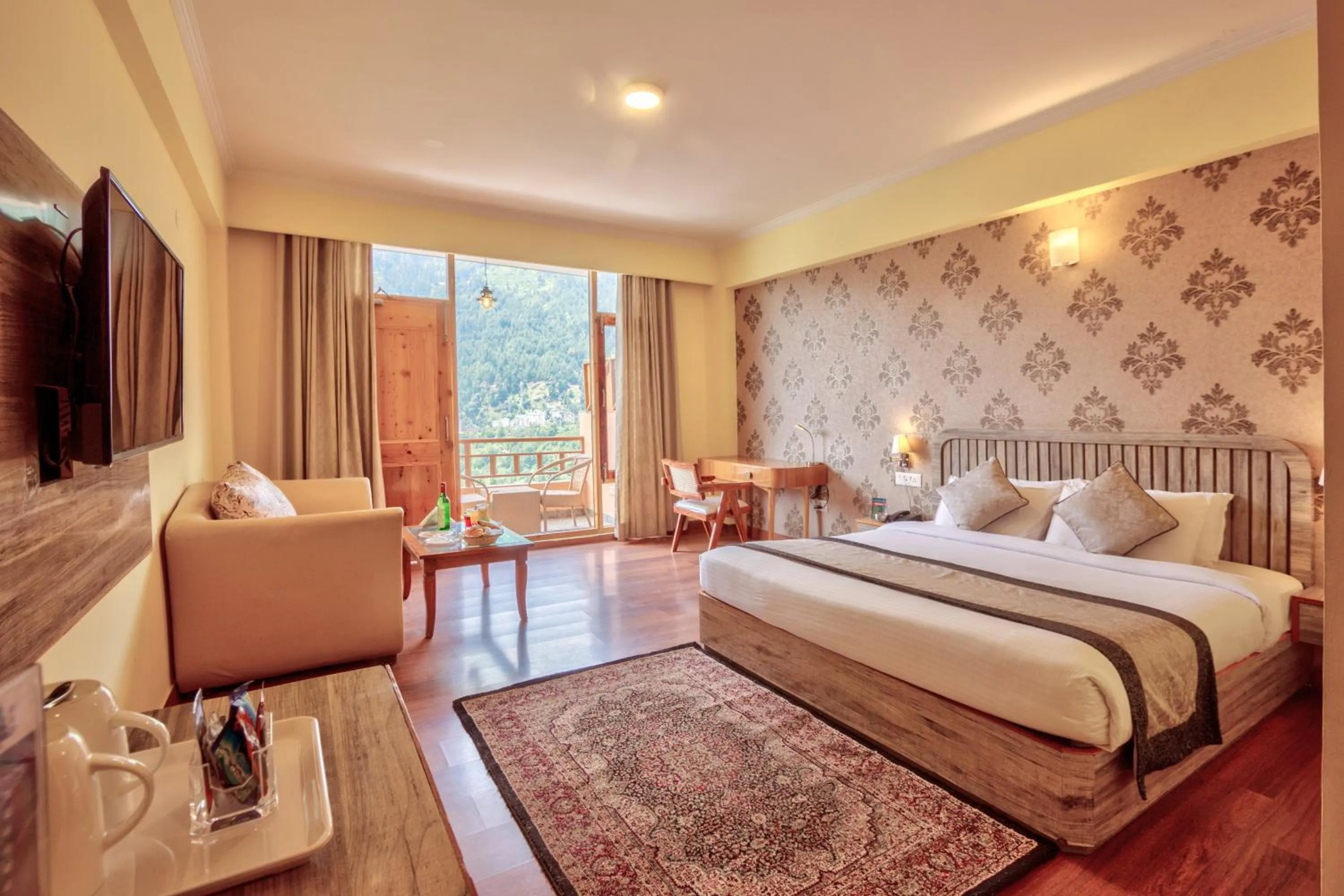 Bedroom, Bed in Snow Flakes Resort And Spa Centrally Heated Luxury Resort