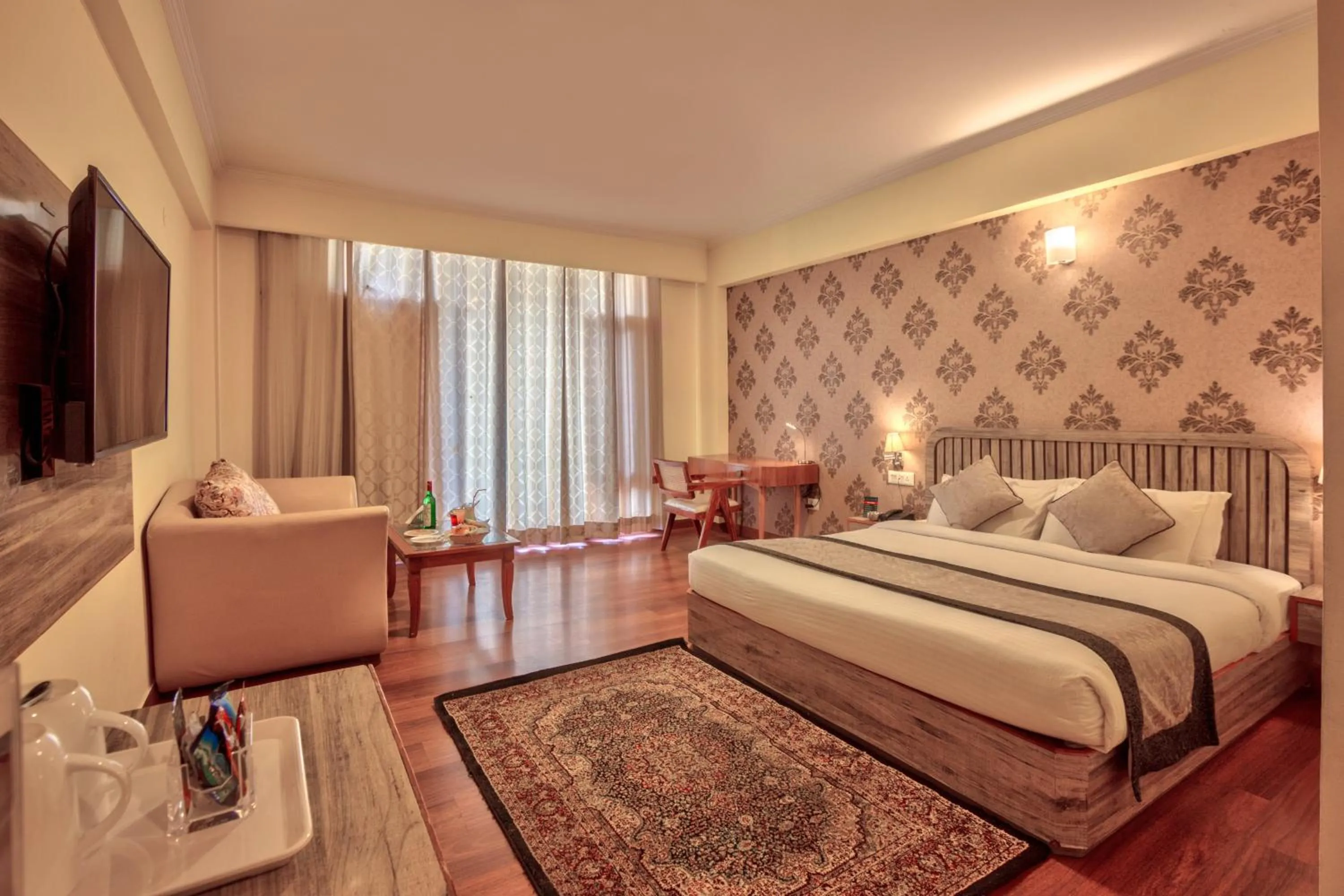 Photo of the whole room, Bed in Snow Flakes Resort And Spa Centrally Heated Luxury Resort