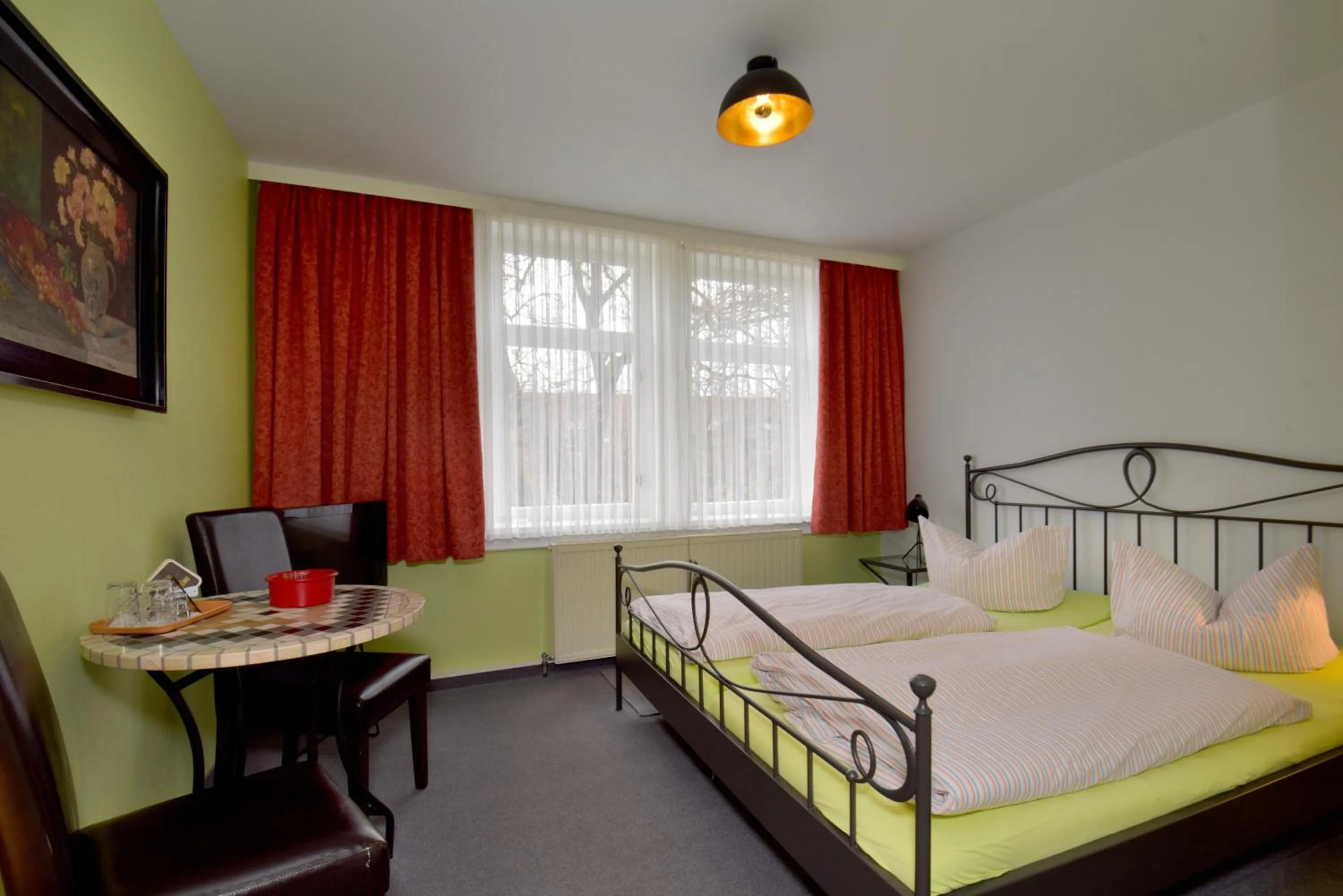 Photo of the whole room, Bed in Hotel Goldene Sonne