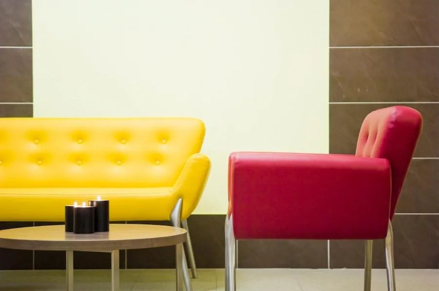 Communal lounge/ TV room in Garda Sporting Club Hotel