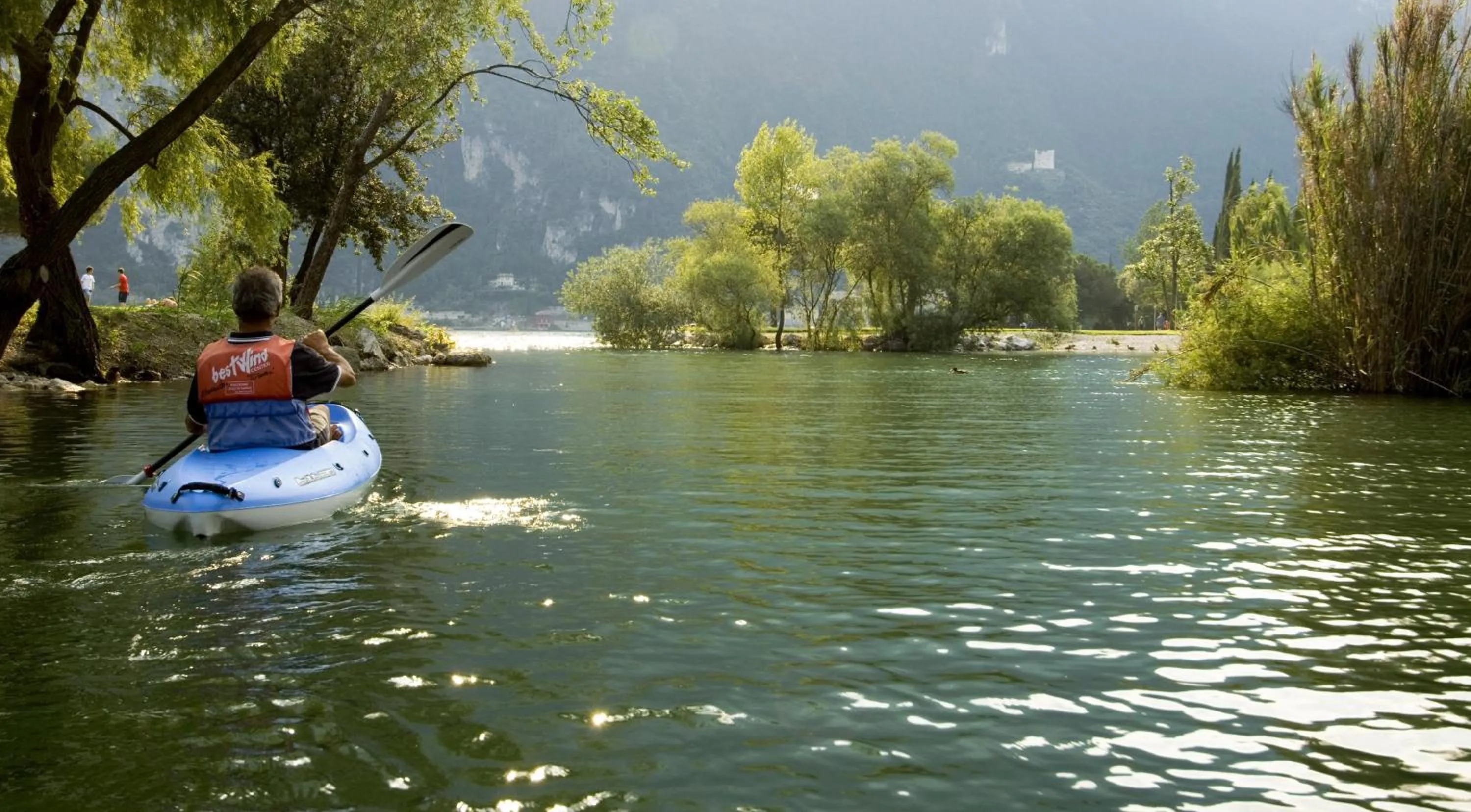 Canoeing in Parc Hotel Flora S